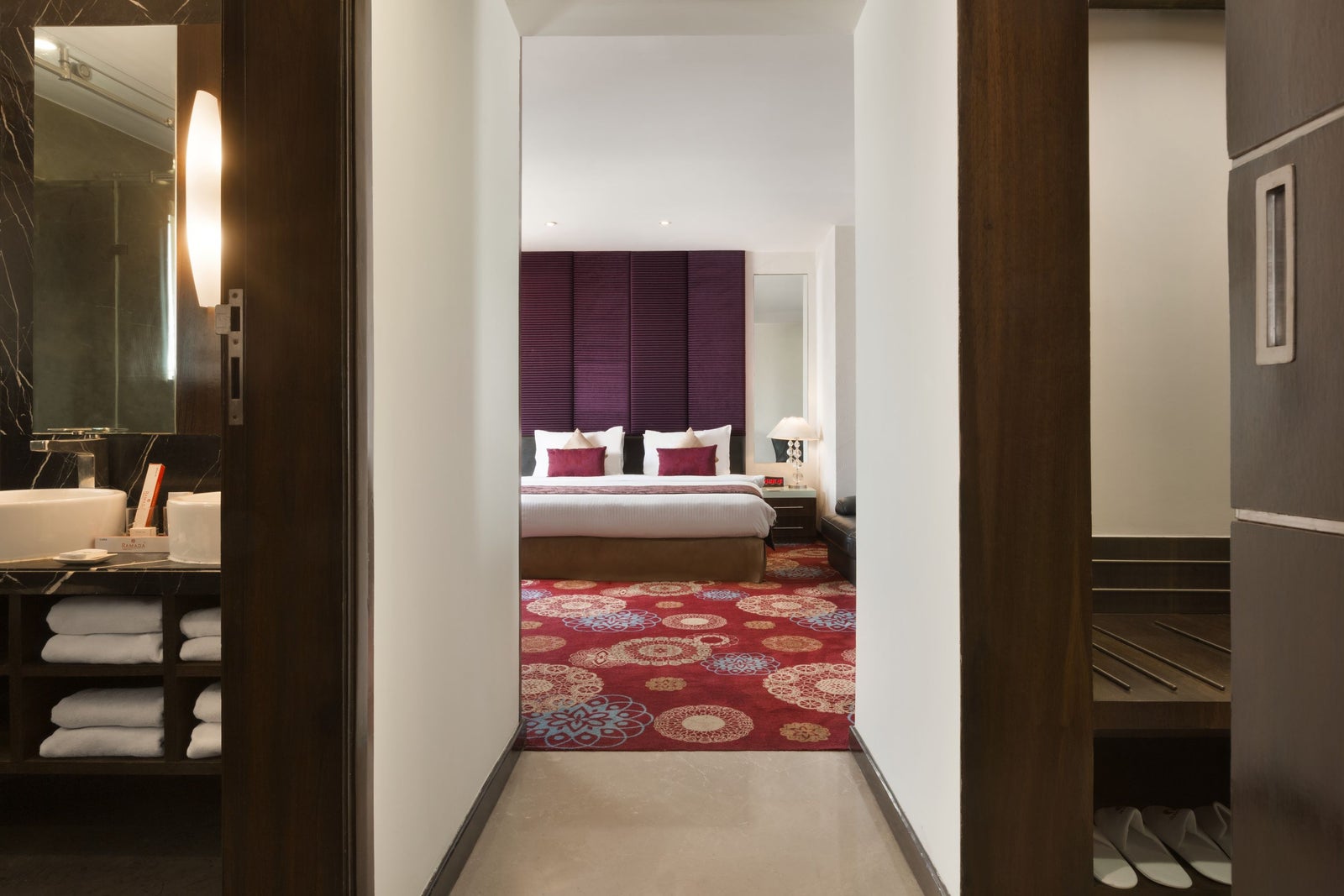 1 King Bed Executive Suite
