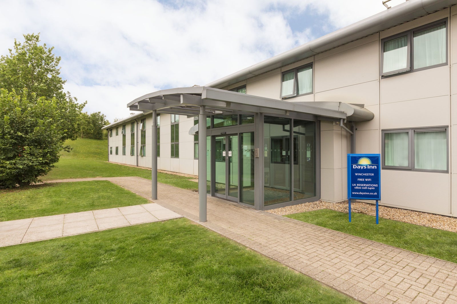 Days Inn Winchester M3
