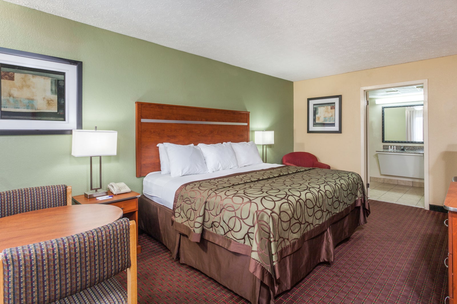 1 King Bed Room