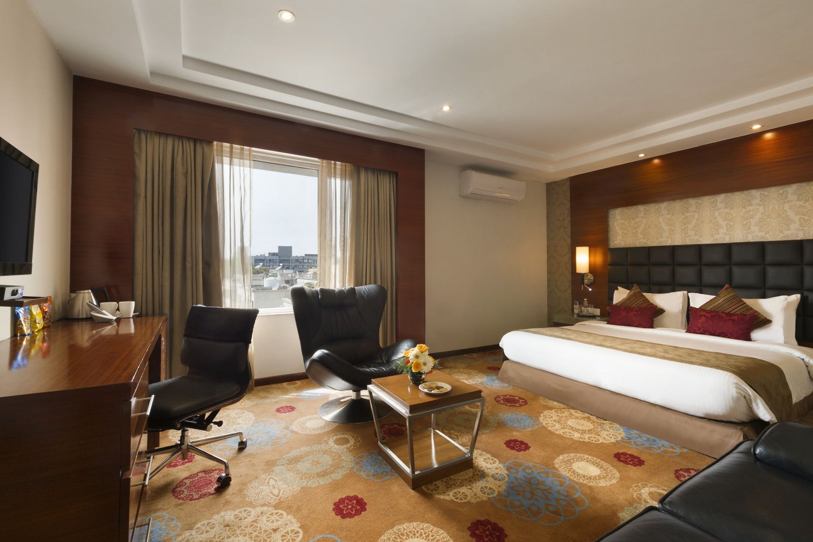1 Double Bed Accessible Room