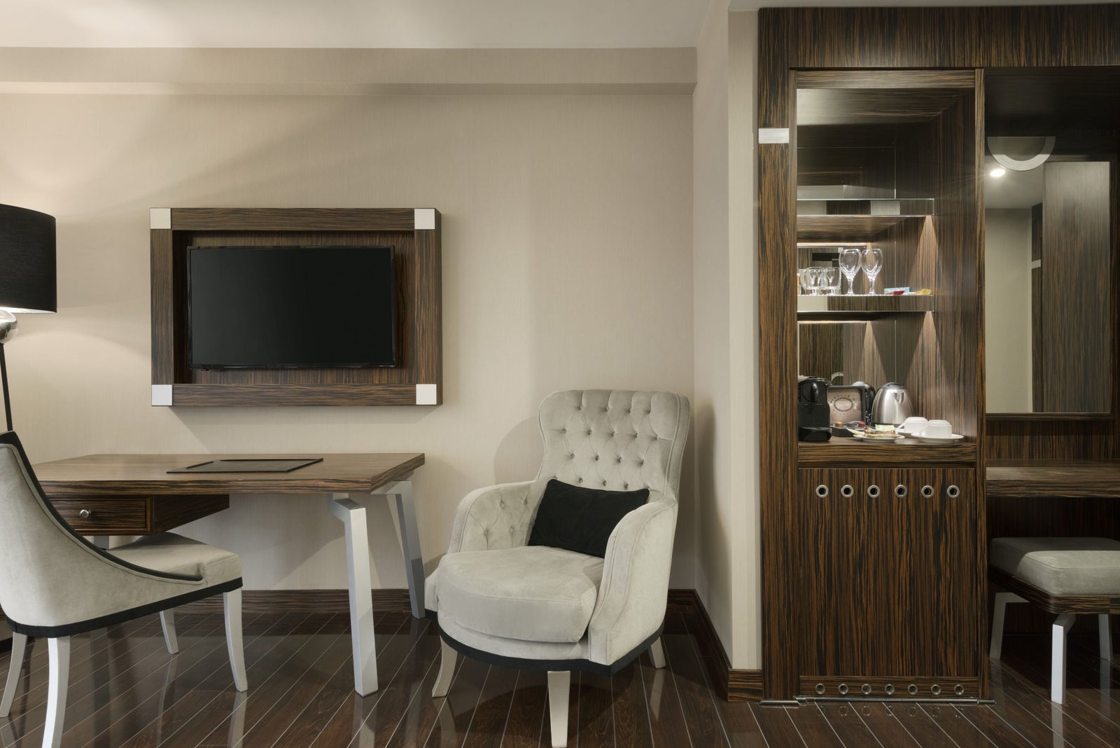 1 Double Bed Terrace Suite