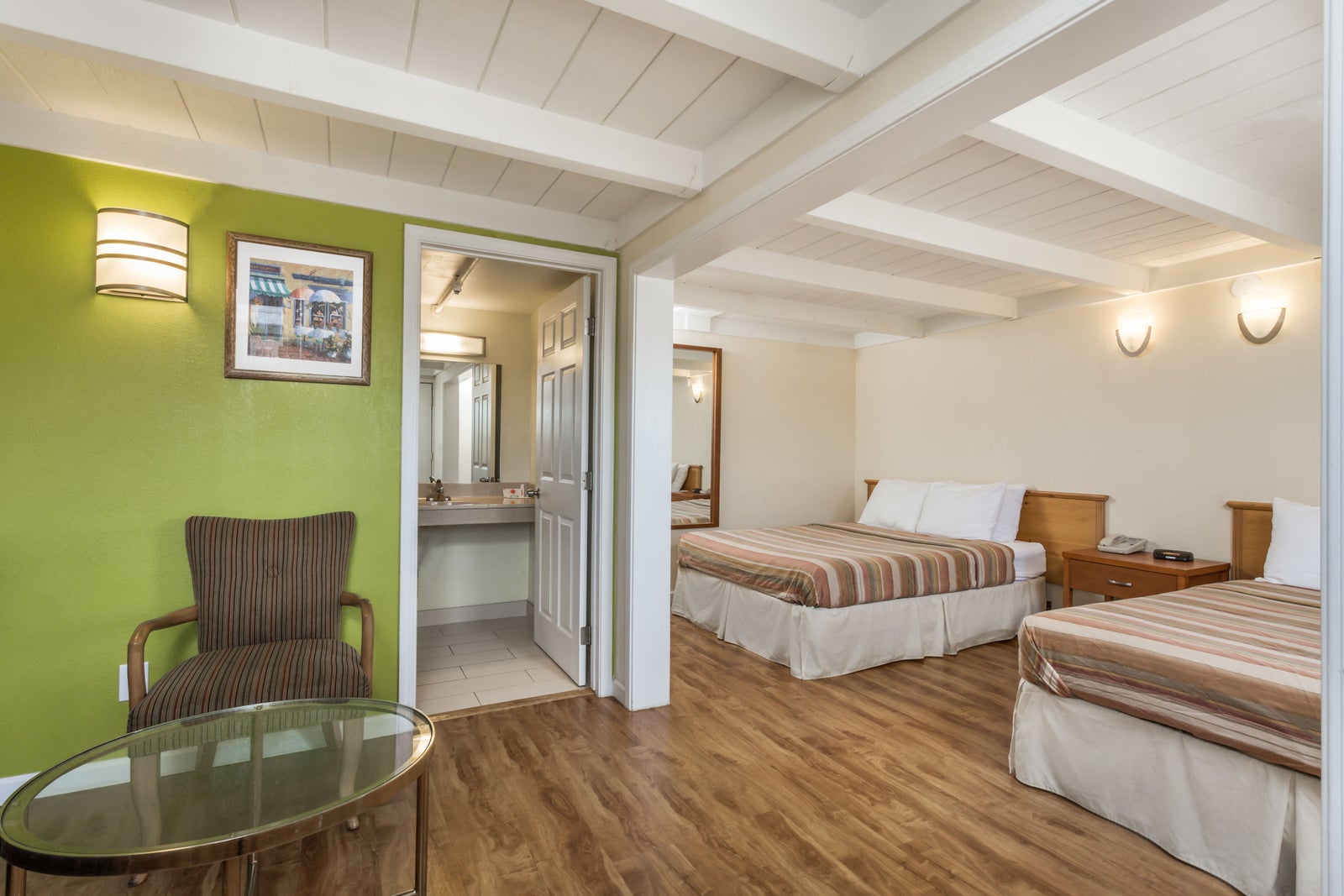 2 Queen Bed Room