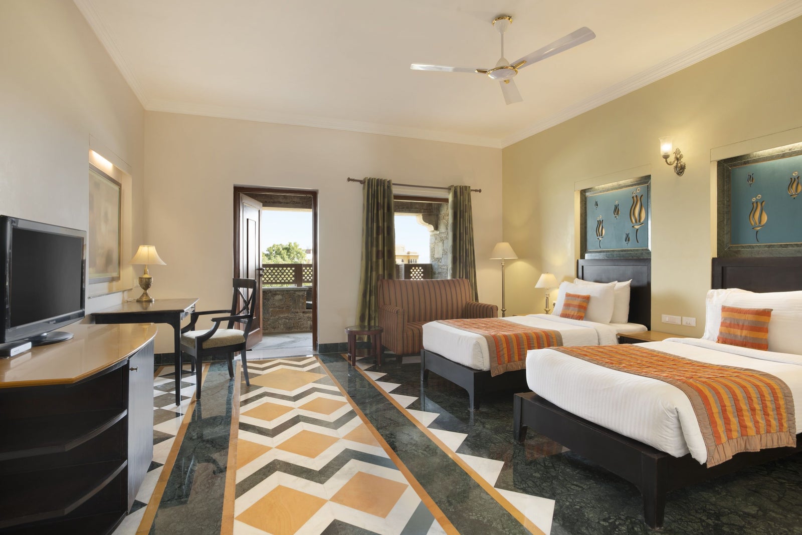2 Twin Bed Super Deluxe Room