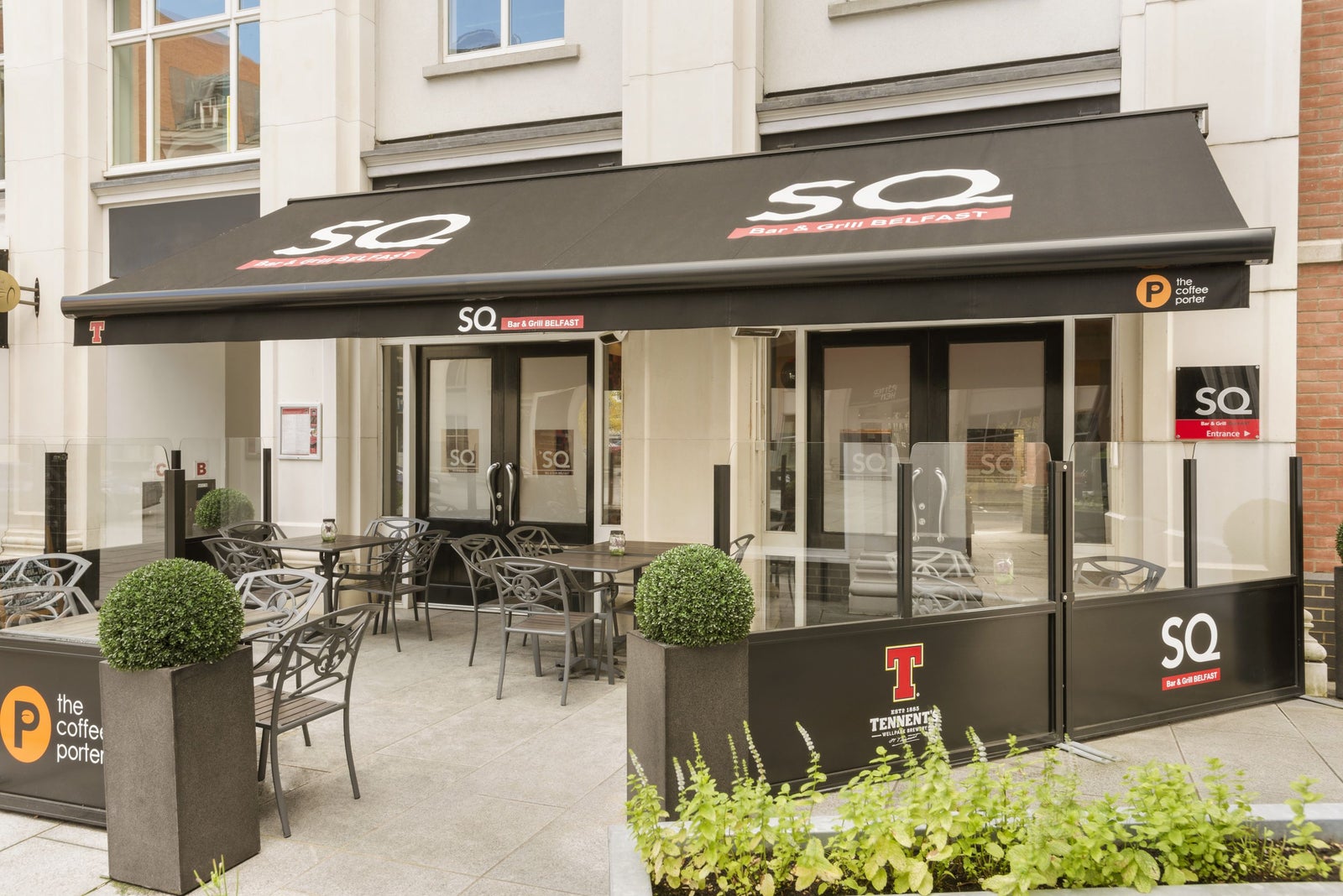 SQ Bar and Grill