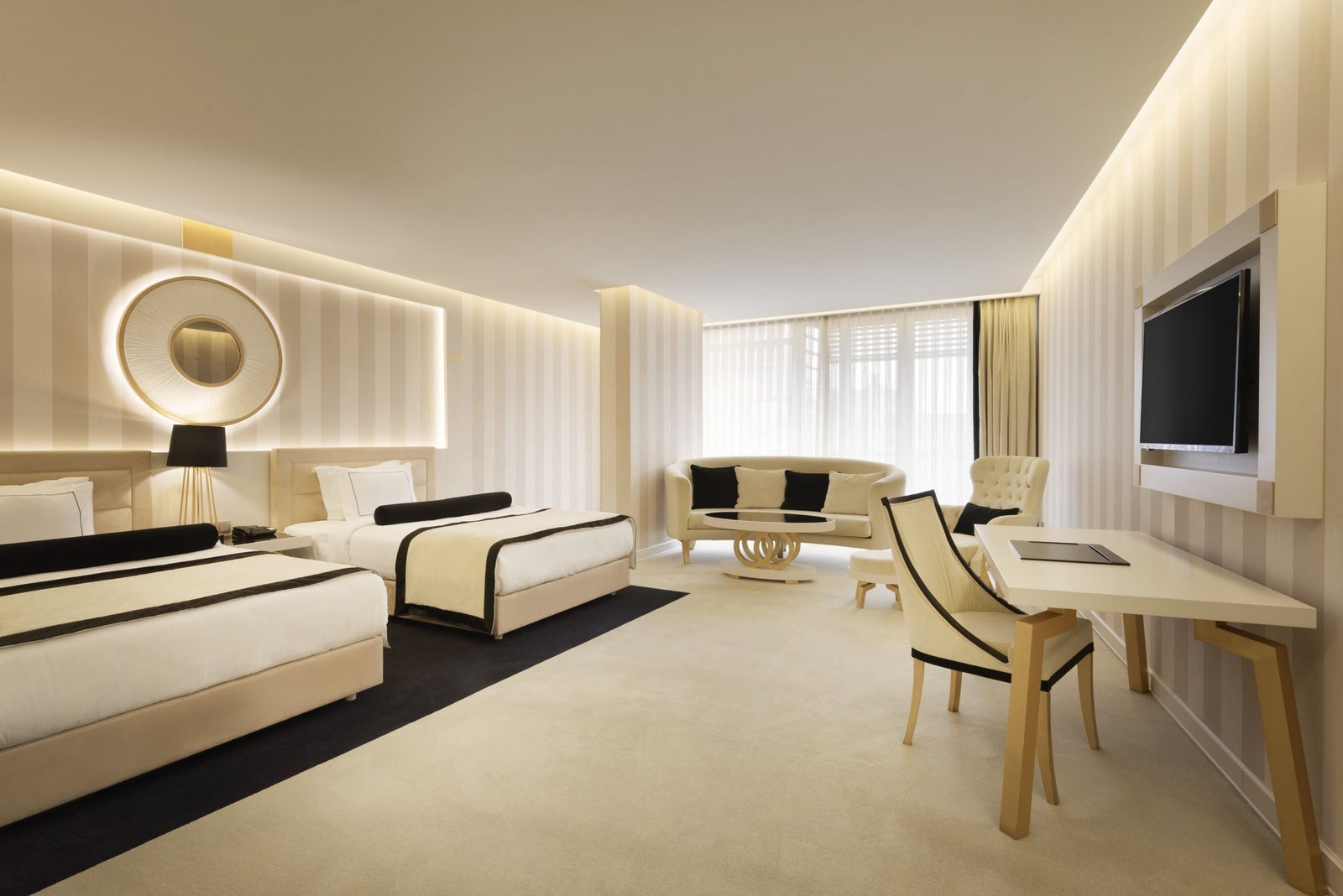 1 Double 2 Single Bed Suite