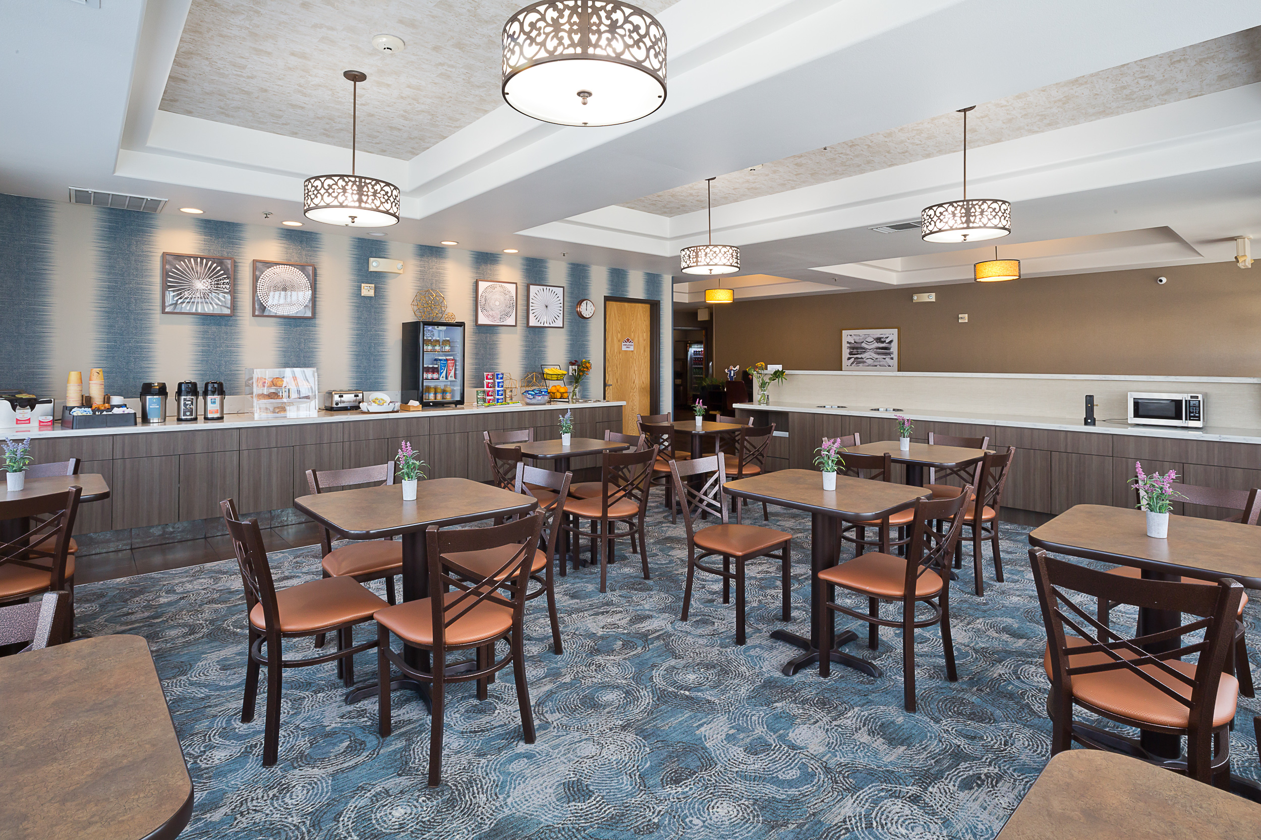 Free breakfast at Hawthorn Suites by Wyndham Oakland/Alameda in Alameda, California