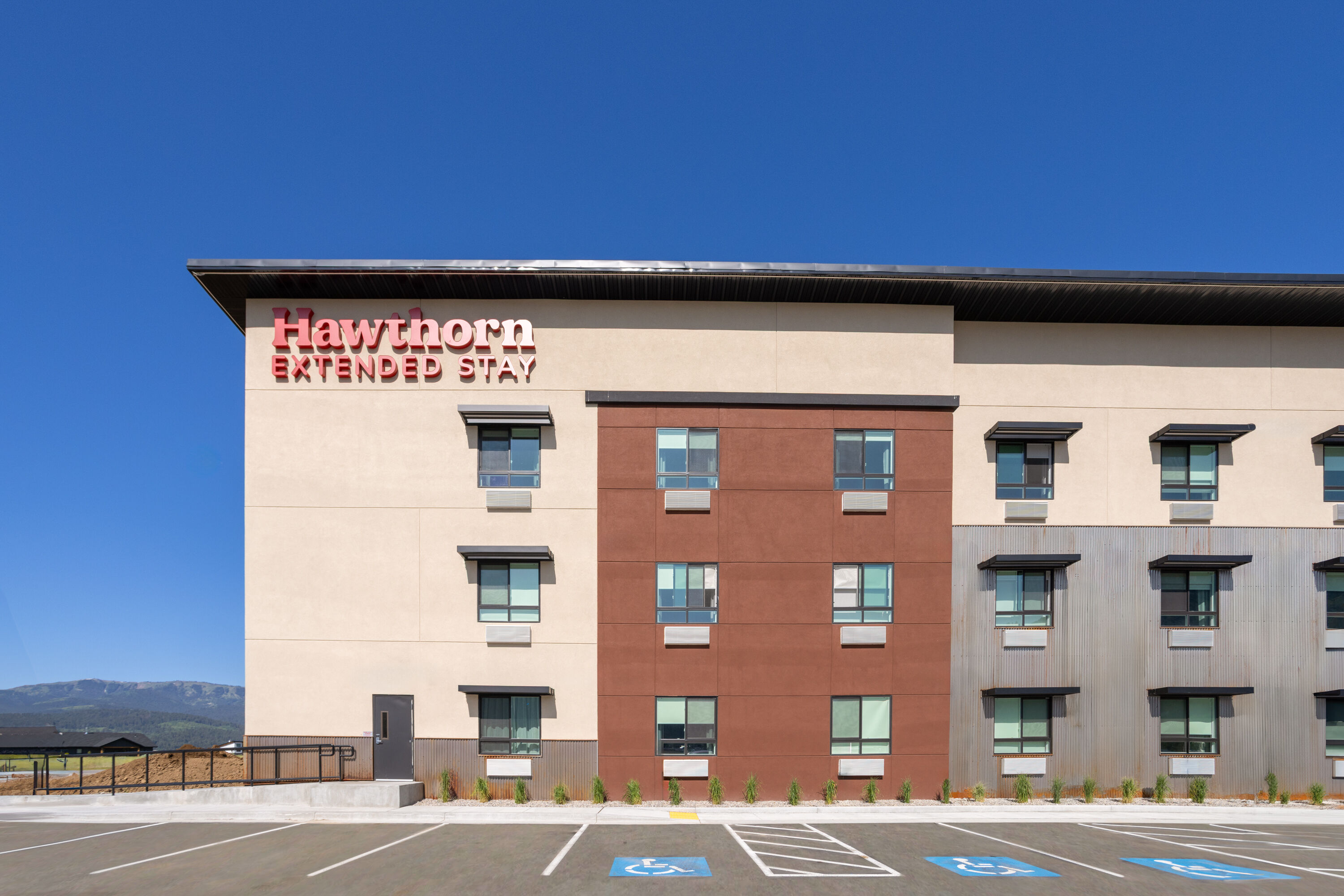 Exterior Day Image of Hawthorn Extended Stay by Wyndham Jackson Alpine hotel in Alpine, Wyoming