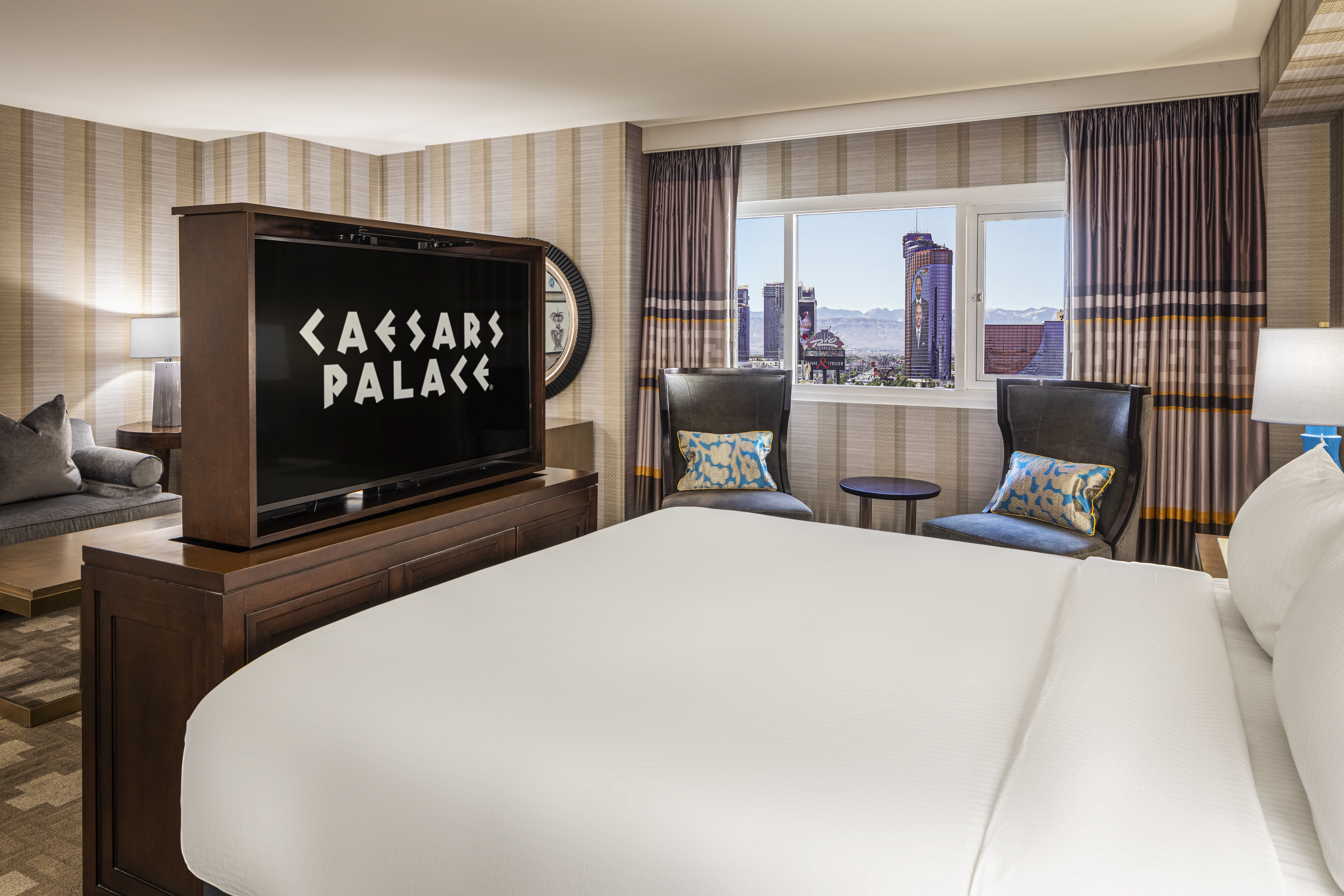 Guest room at the Caesars Palace Las Vegas in Las Vegas, Nevada