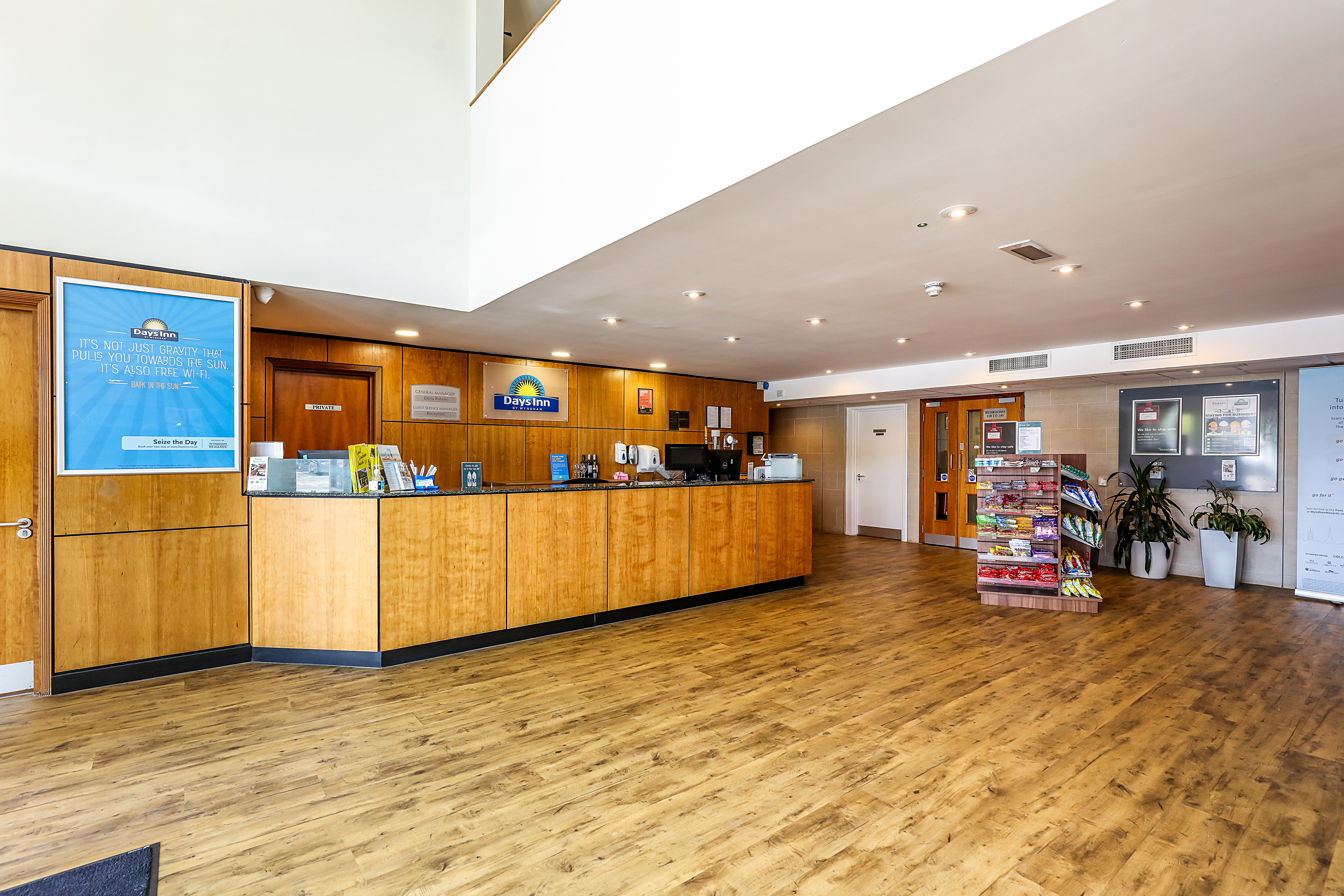 Days Inn by Wyndham Peterborough reception in Peterborough, Other than US/Canada