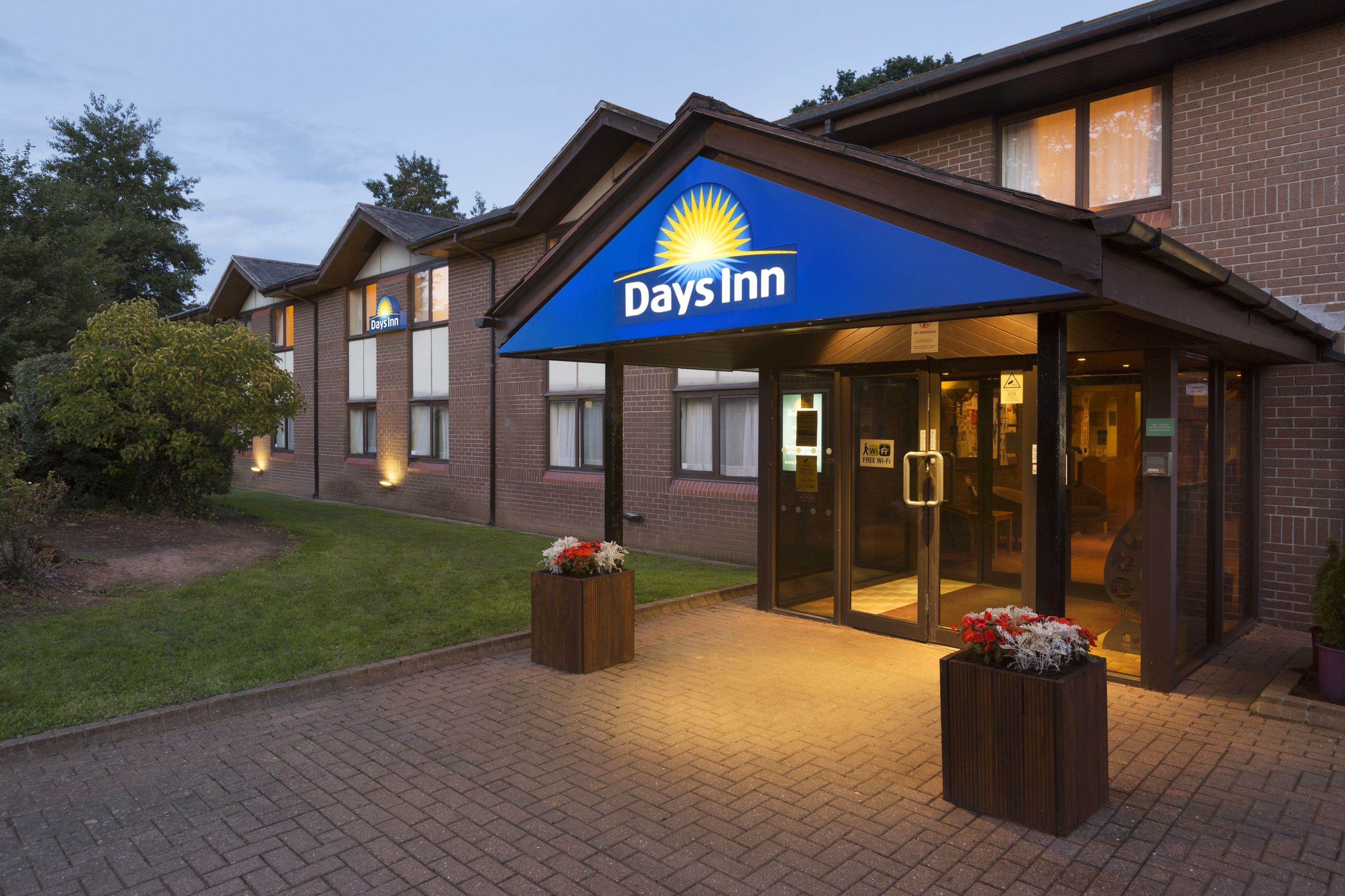 Exterior of Days Inn by Wyndham Taunton hotel in Taunton, Other than US/Canada