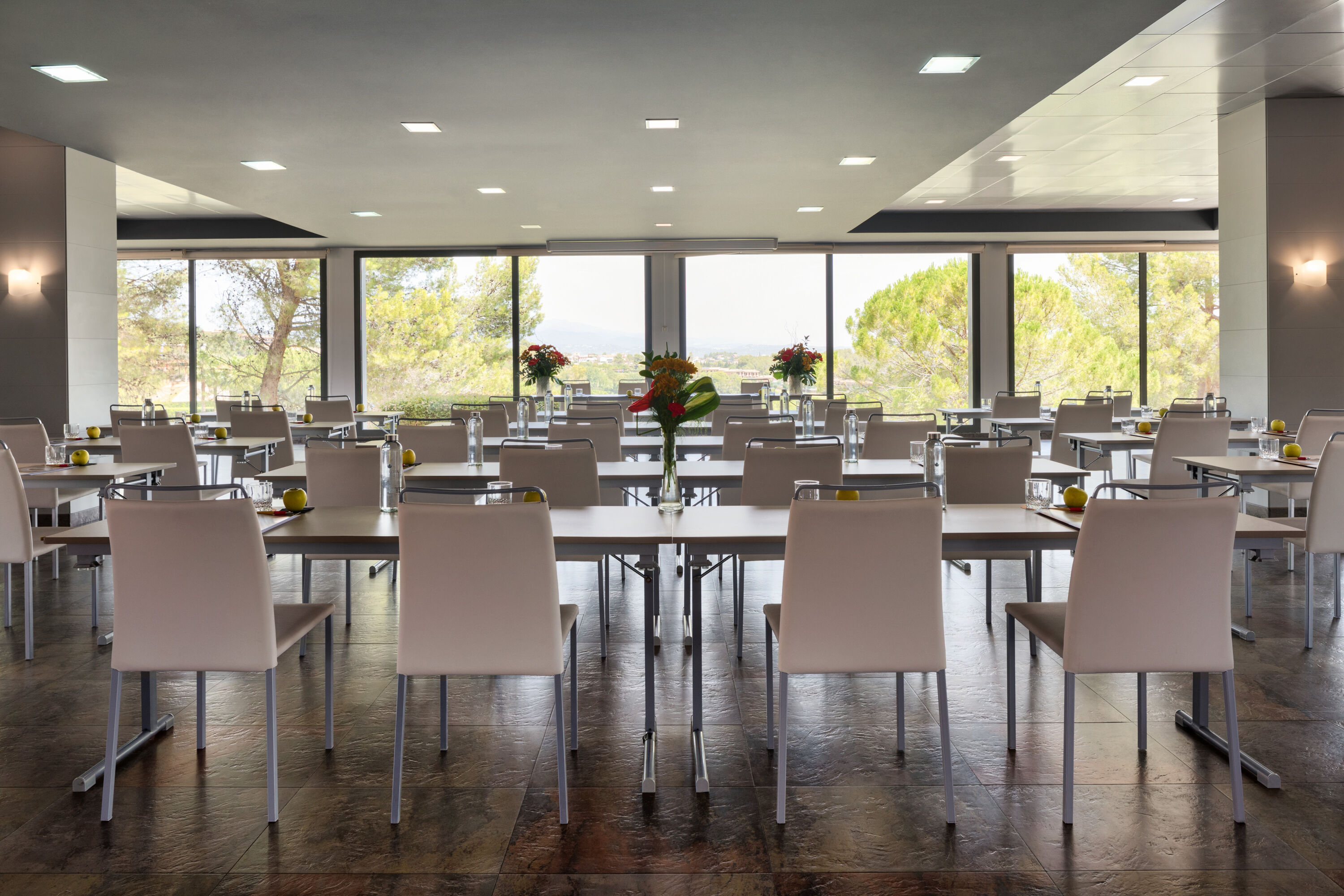 Classroom meeting room at Dolce by Wyndham Barcelona Resort in Sant Esteve Sesrovires, Other than US/Canada