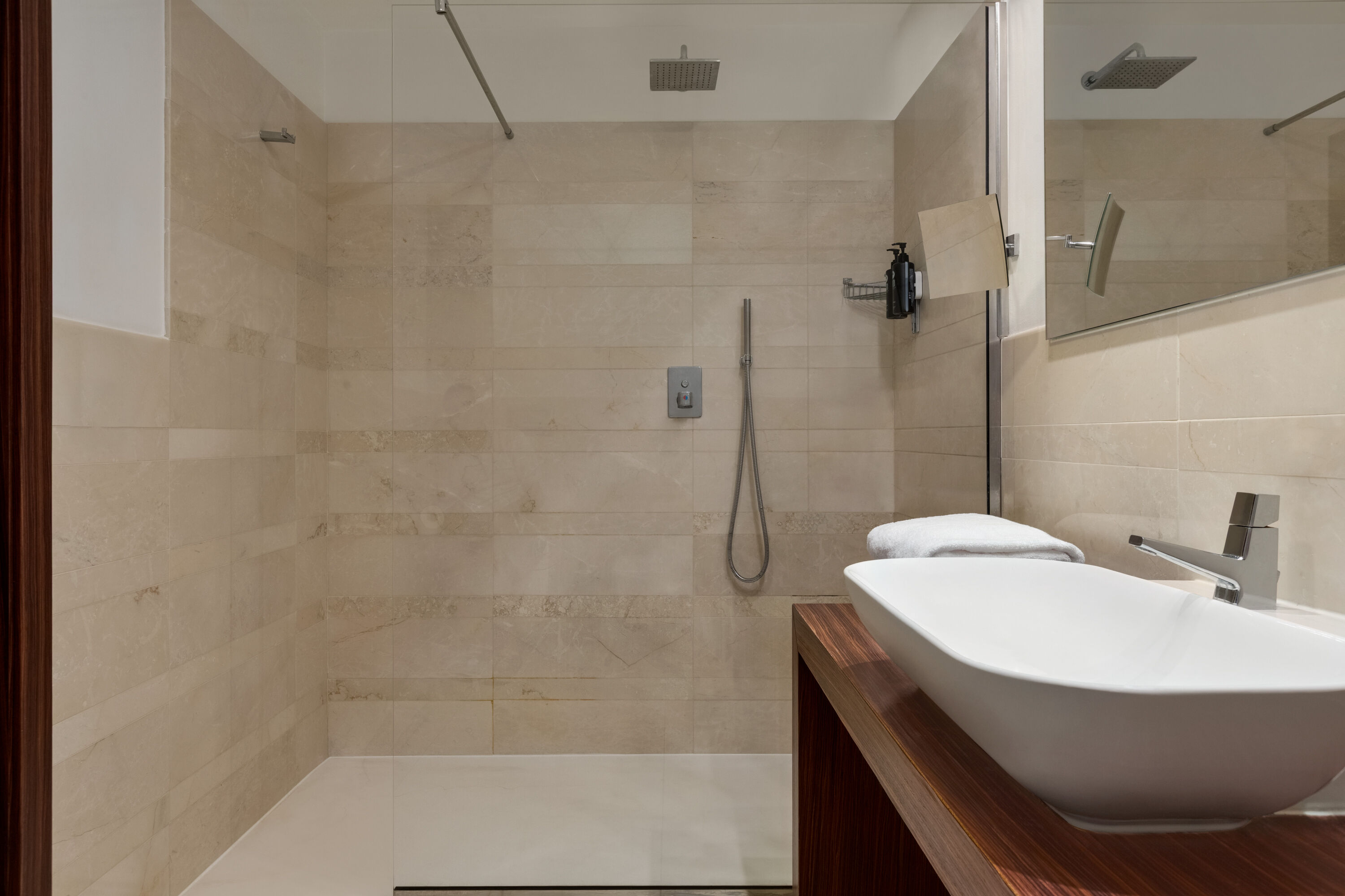 Guest room bath at the Dolce by Wyndham Siracusa I Monasteri Golf & Spa in Siracusa, Other than US/Canada