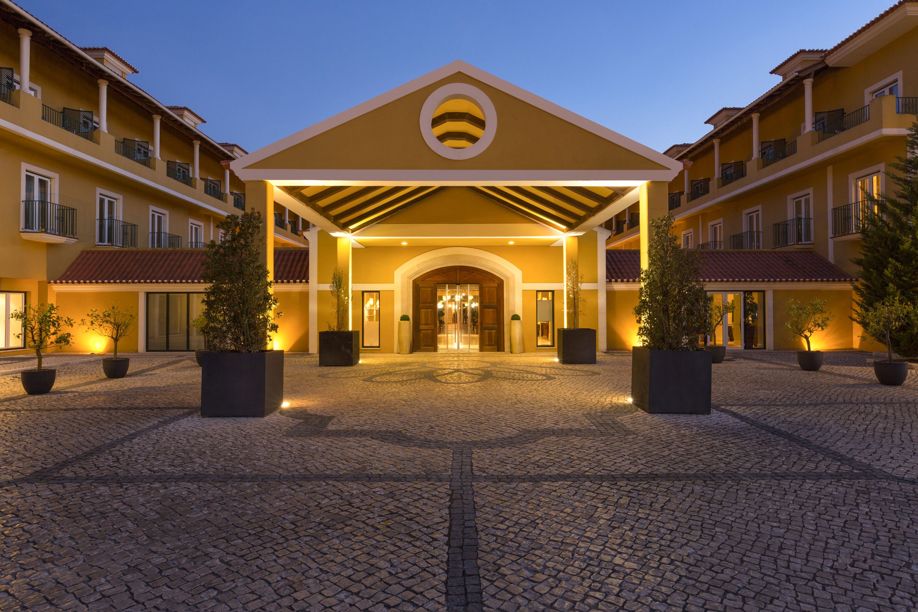 Exterior of Dolce by Wyndham CampoReal Lisboa hotel in Turcifal, Other than US/Canada