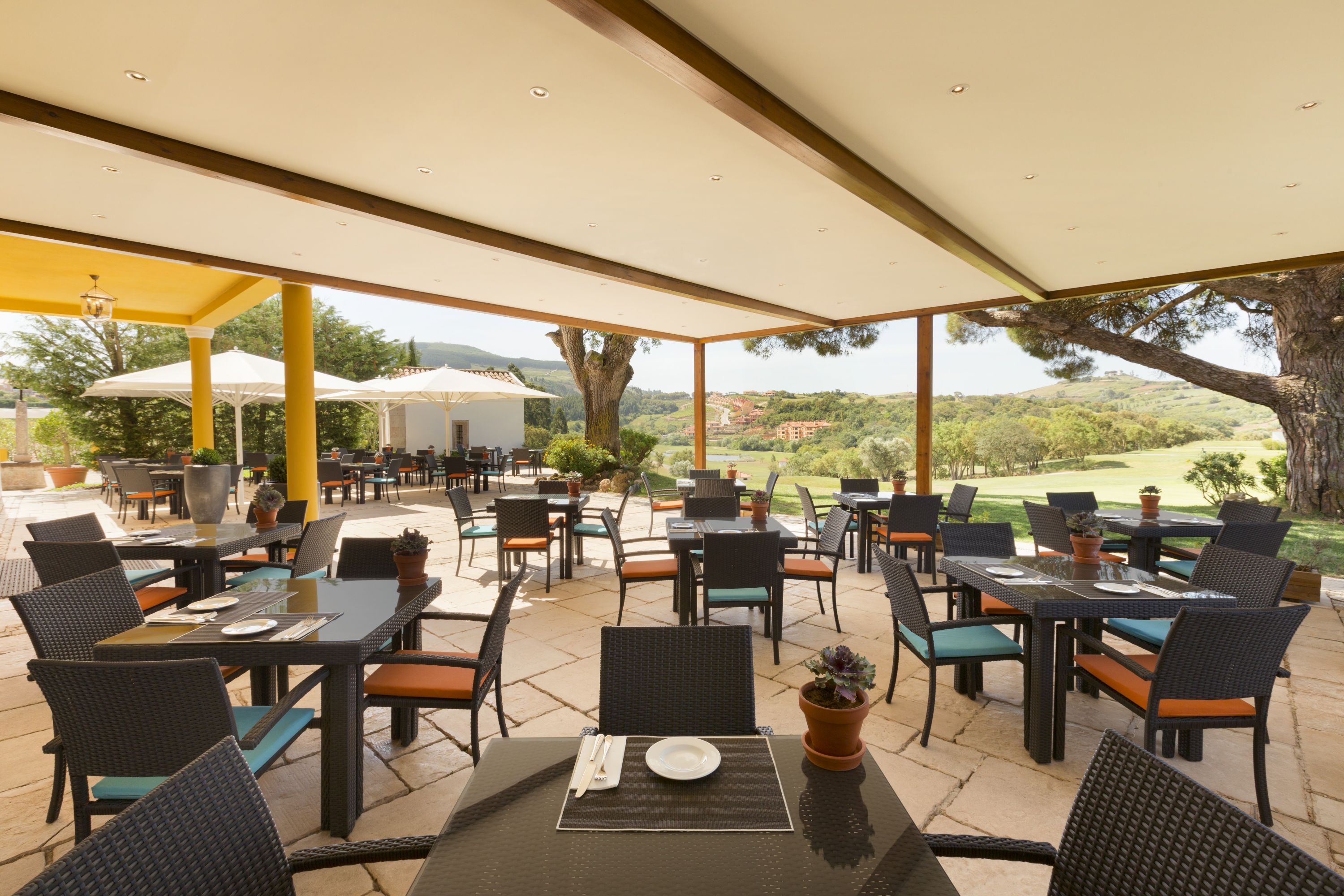 Dolce by Wyndham CampoReal Lisboa restaurant in Turcifal, Other than US/Canada