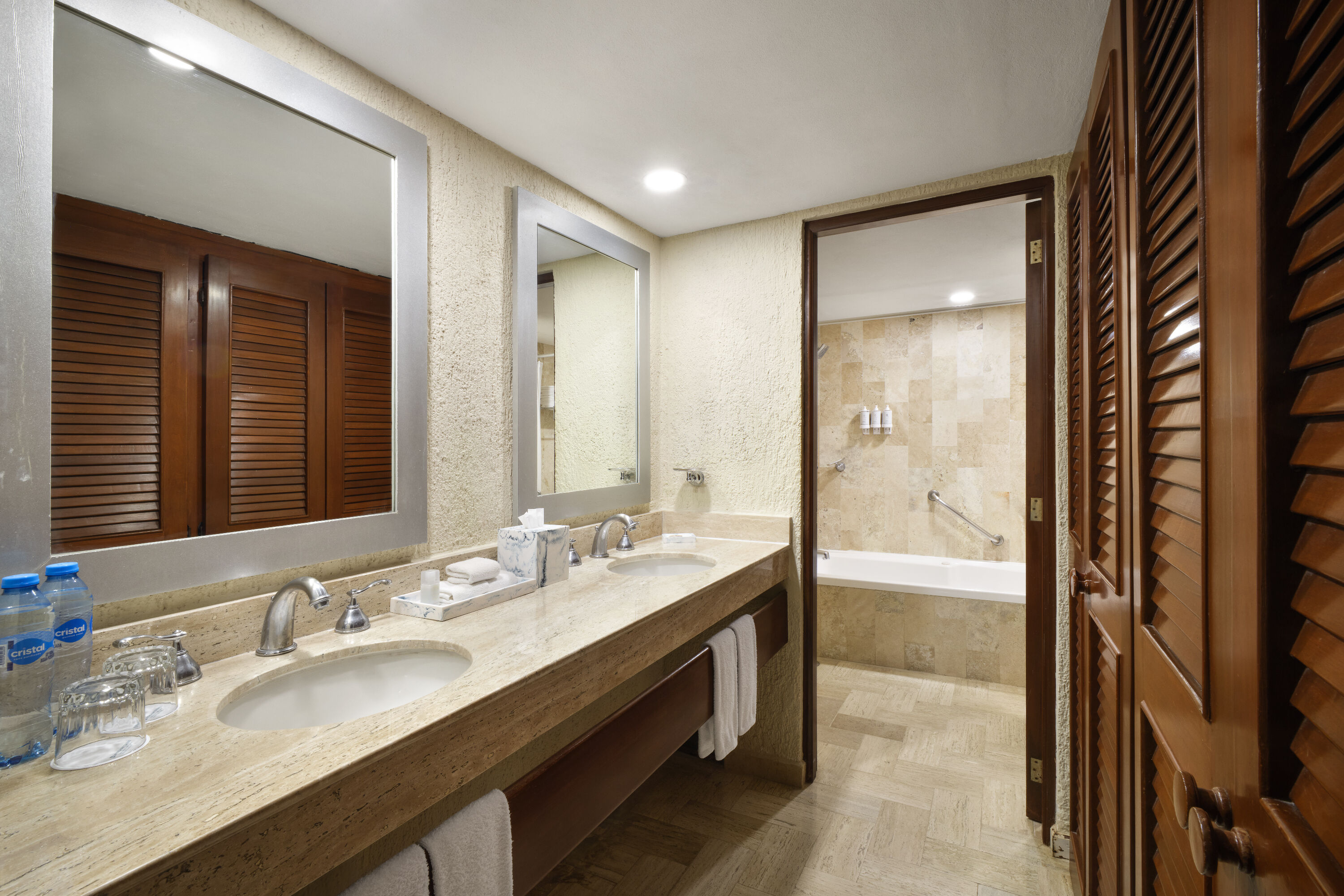 Wyndham Grand Cancun All Inclusive Resort & Villas suite in Cancun, Other than US/Canada