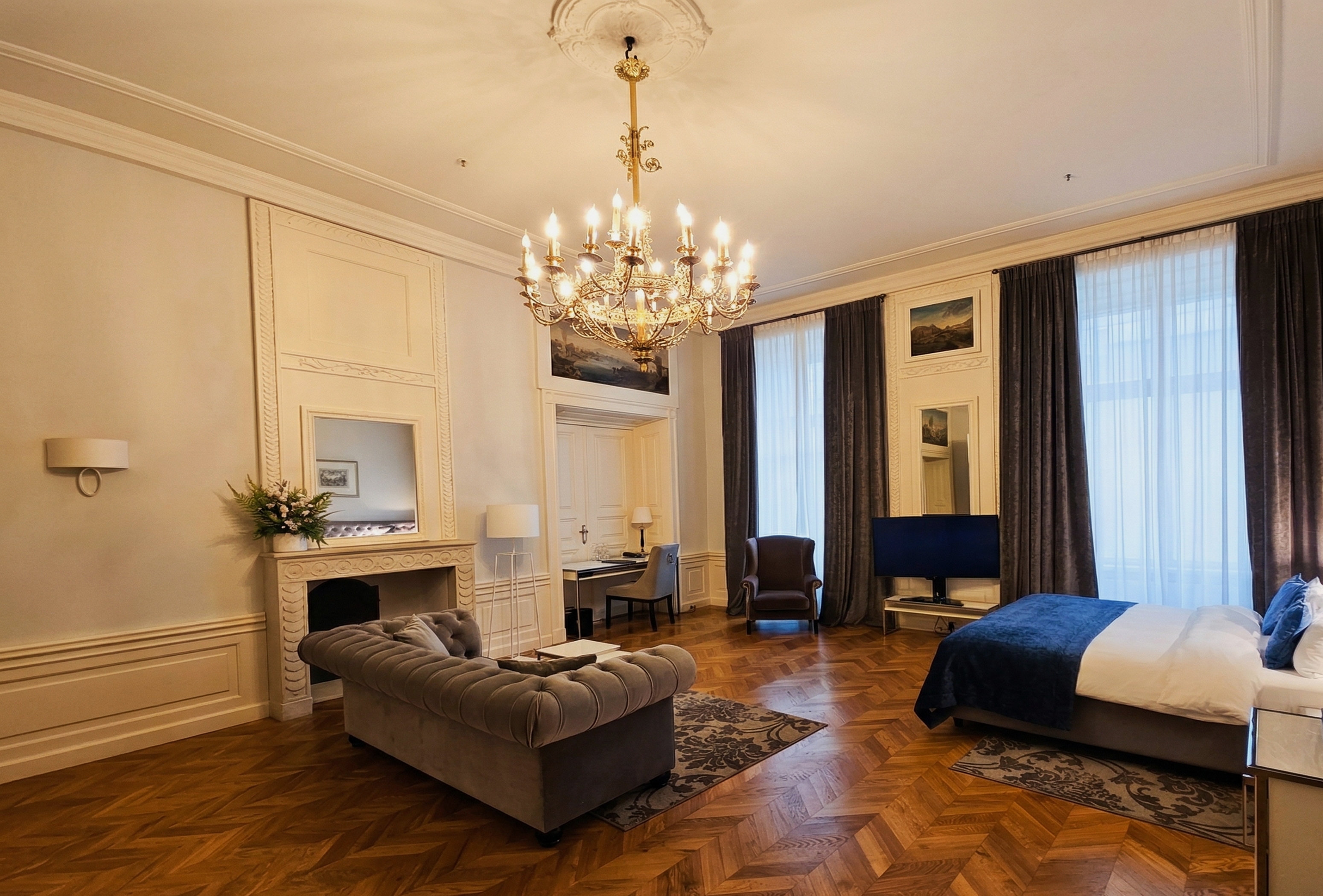 Wyndham Grand Krakow Old Town suite in Cracow, Other than US/Canada