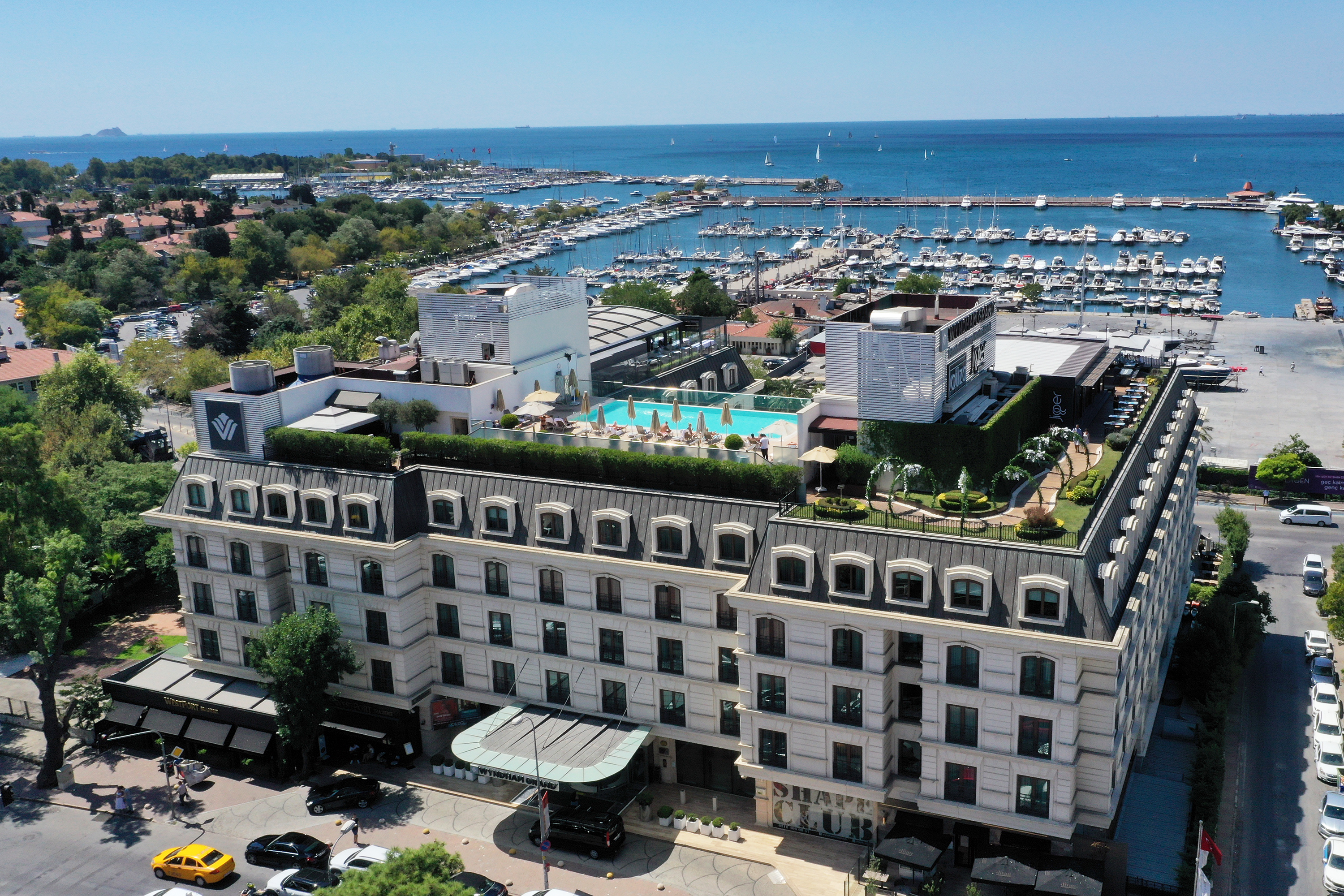 Exterior of Wyndham Grand Istanbul Kalamis Marina Hotel hotel in Istanbul, Other than US/Canada