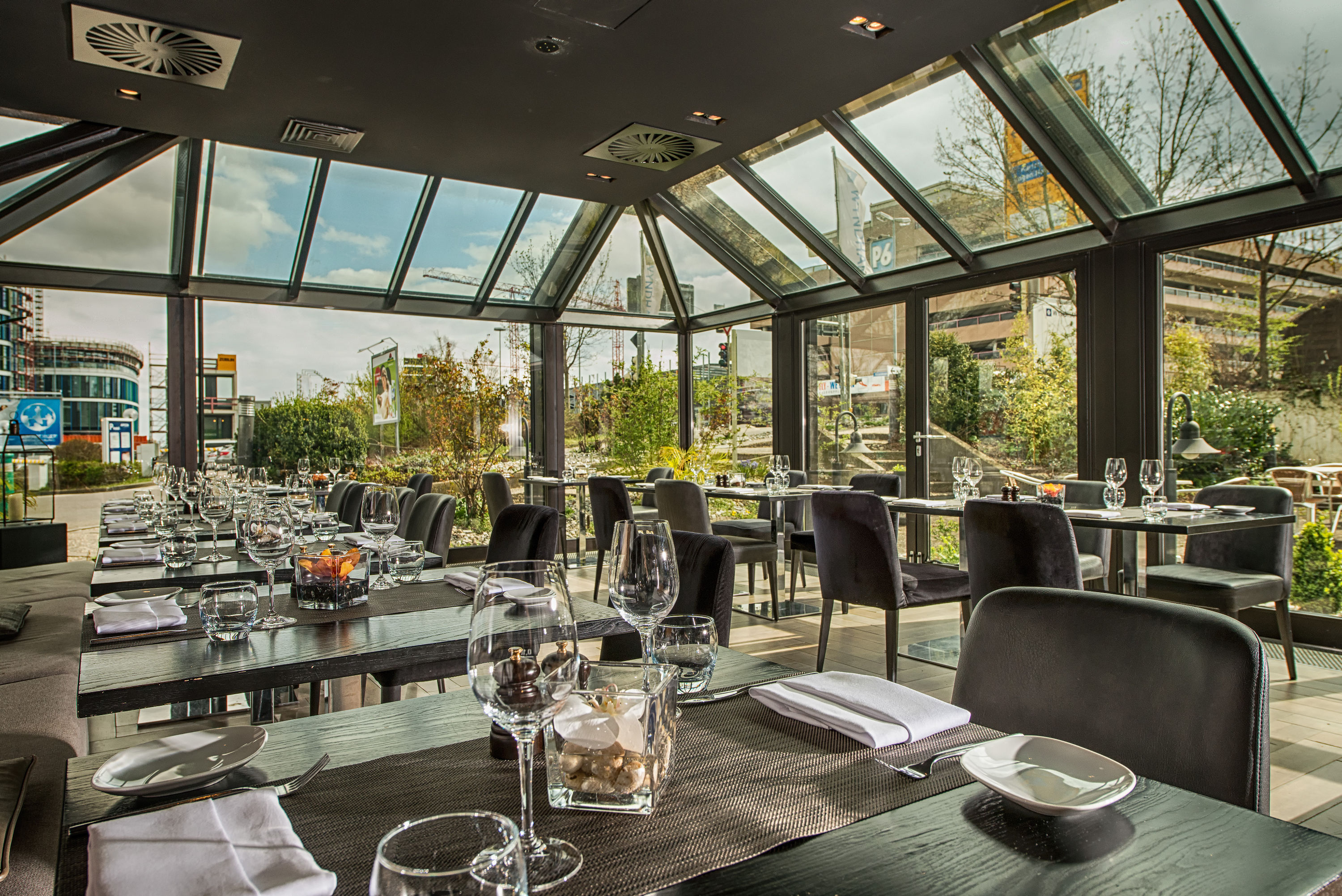 Wyndham Stuttgart Airport Messe restaurant in Stuttgart, Other than US/Canada