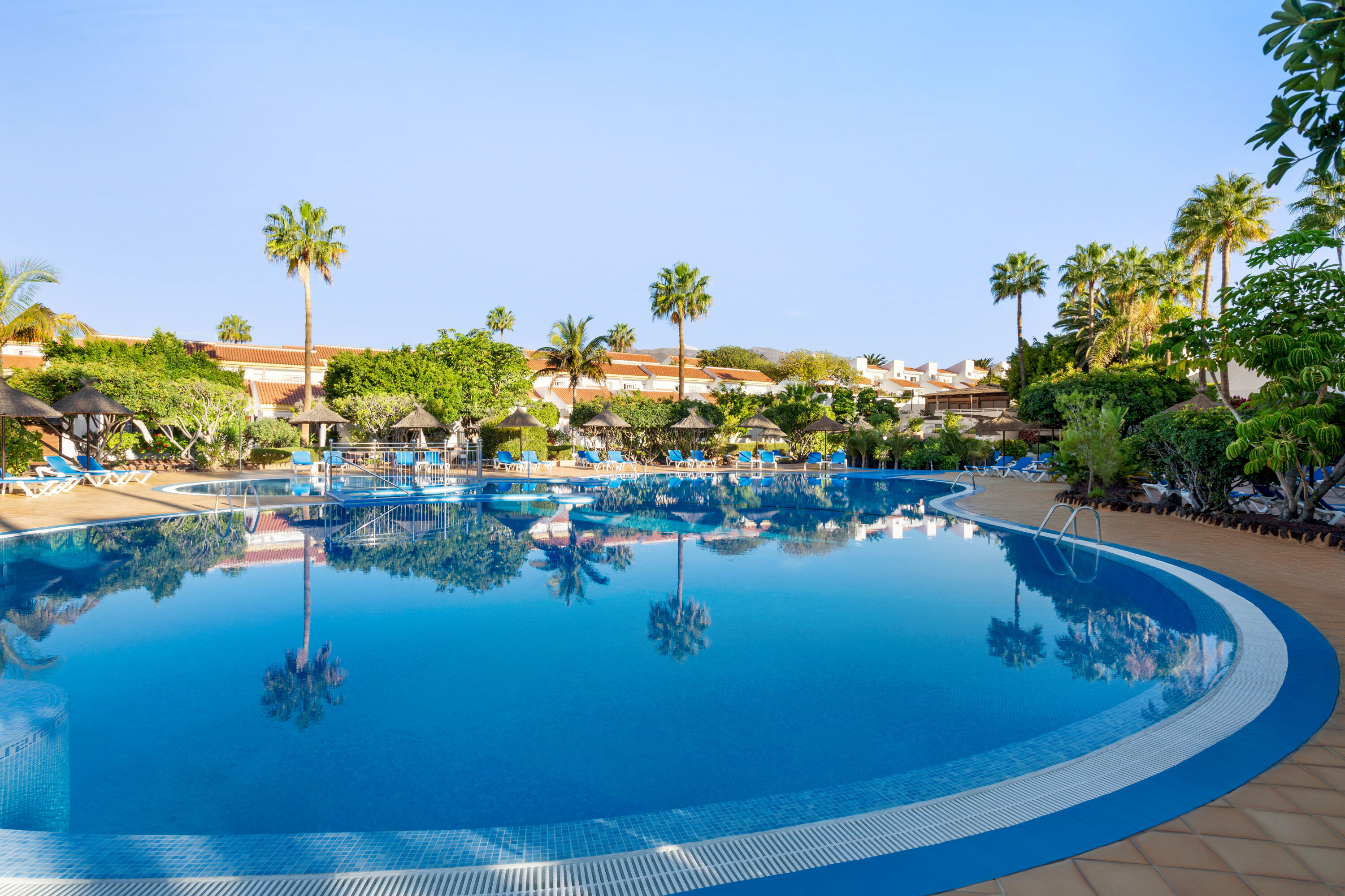 Exterior of Wyndham Residences Tenerife Golf del Sur hotel in San Miguel de Abona, Other than US/Canada