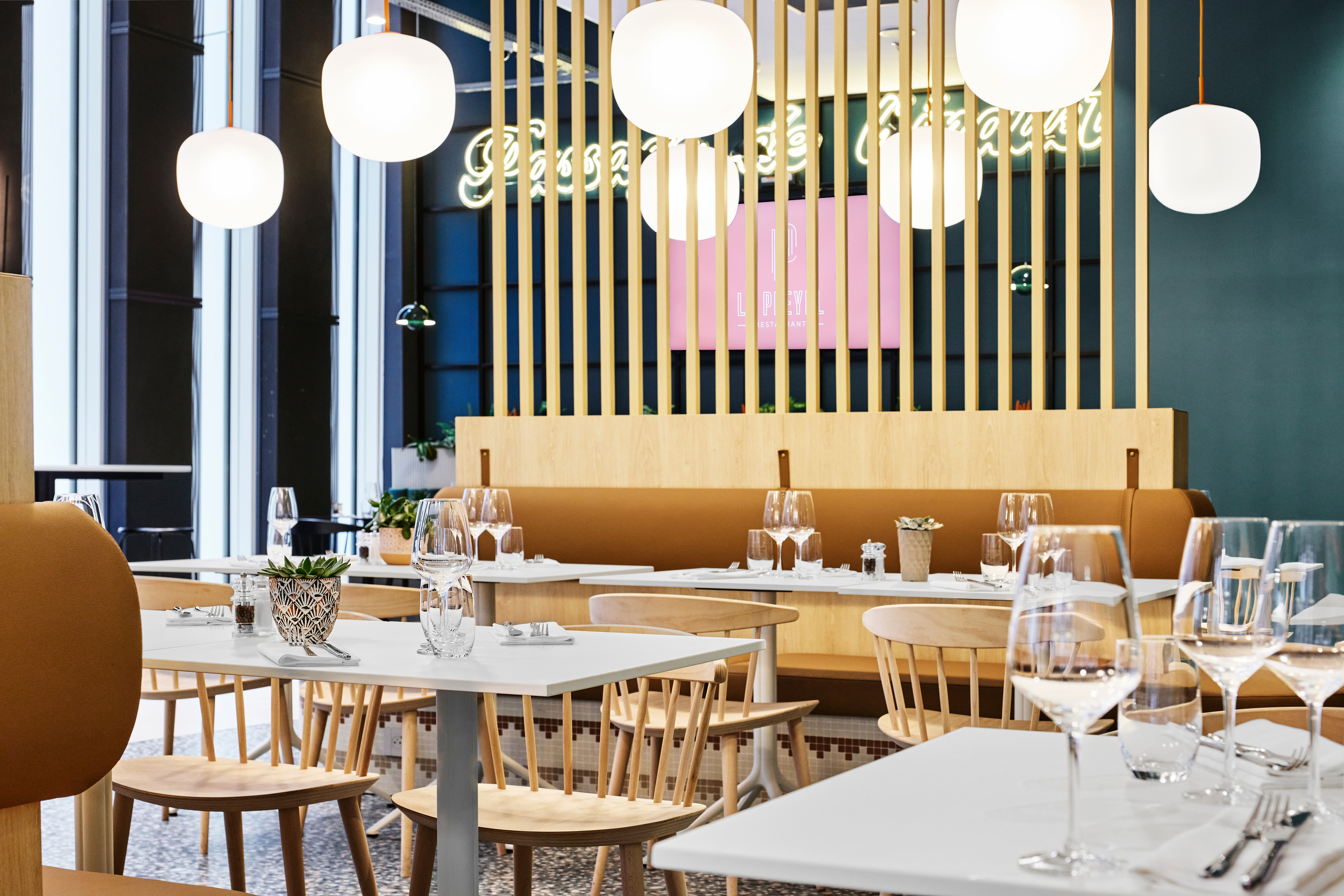 H4 Wyndham Paris Pleyel restaurant in Saint-Denis, Other than US/Canada