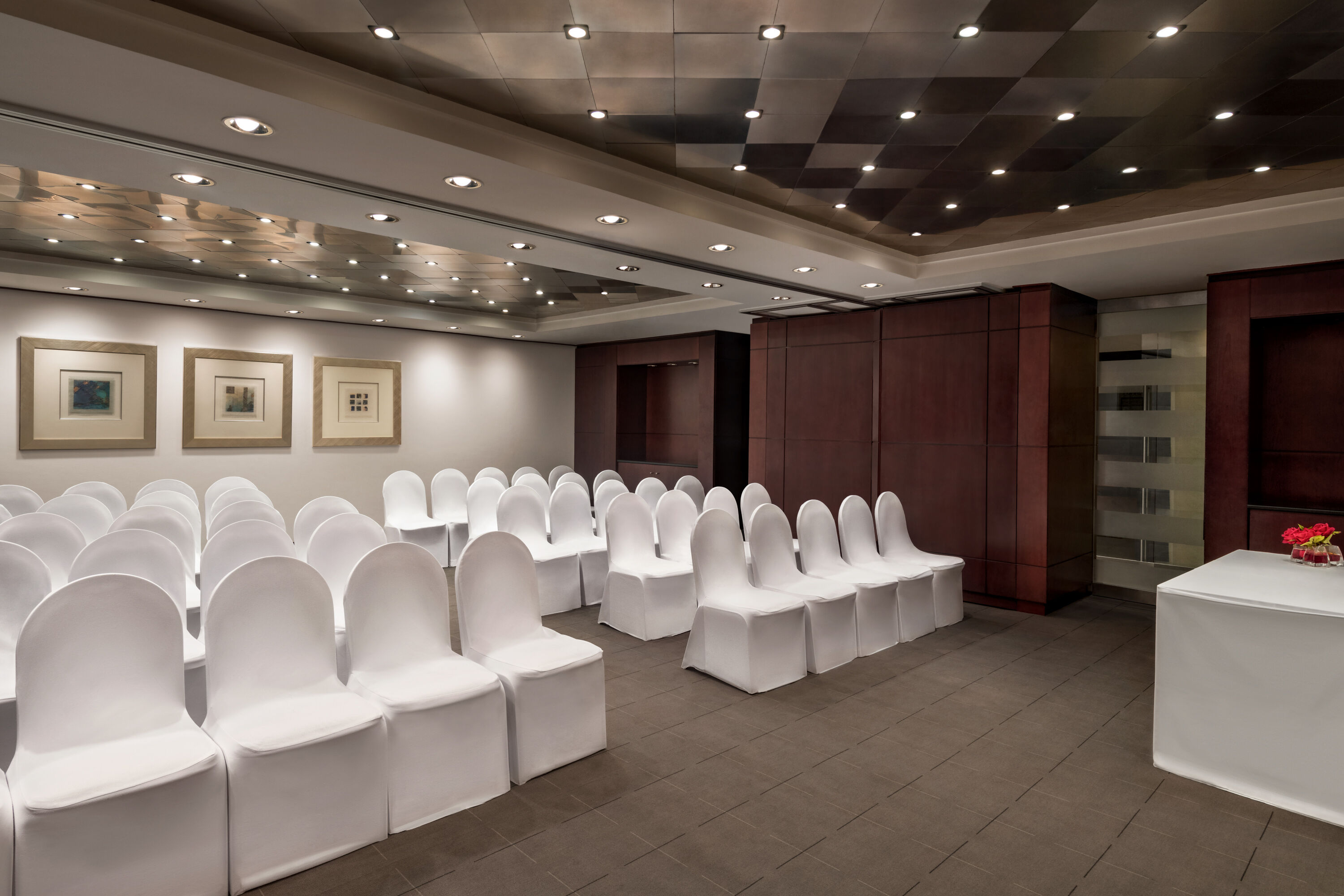 Theatre meeting room at Ramada Plaza by Wyndham Dubai Deira in Dubai, Other than US/Canada