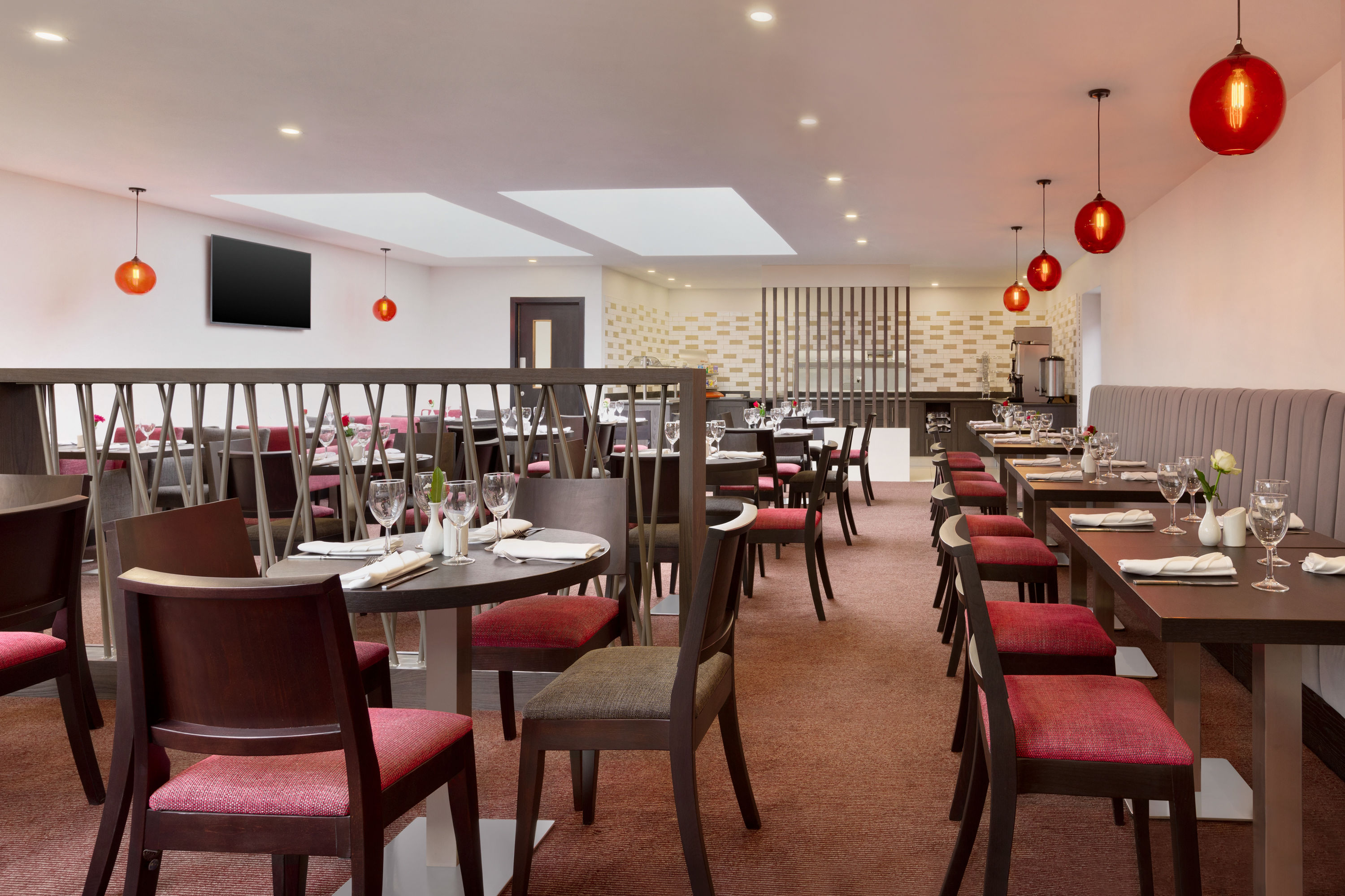 Ramada by Wyndham Bristol West bar and grill in Bristol, Other than US/Canada