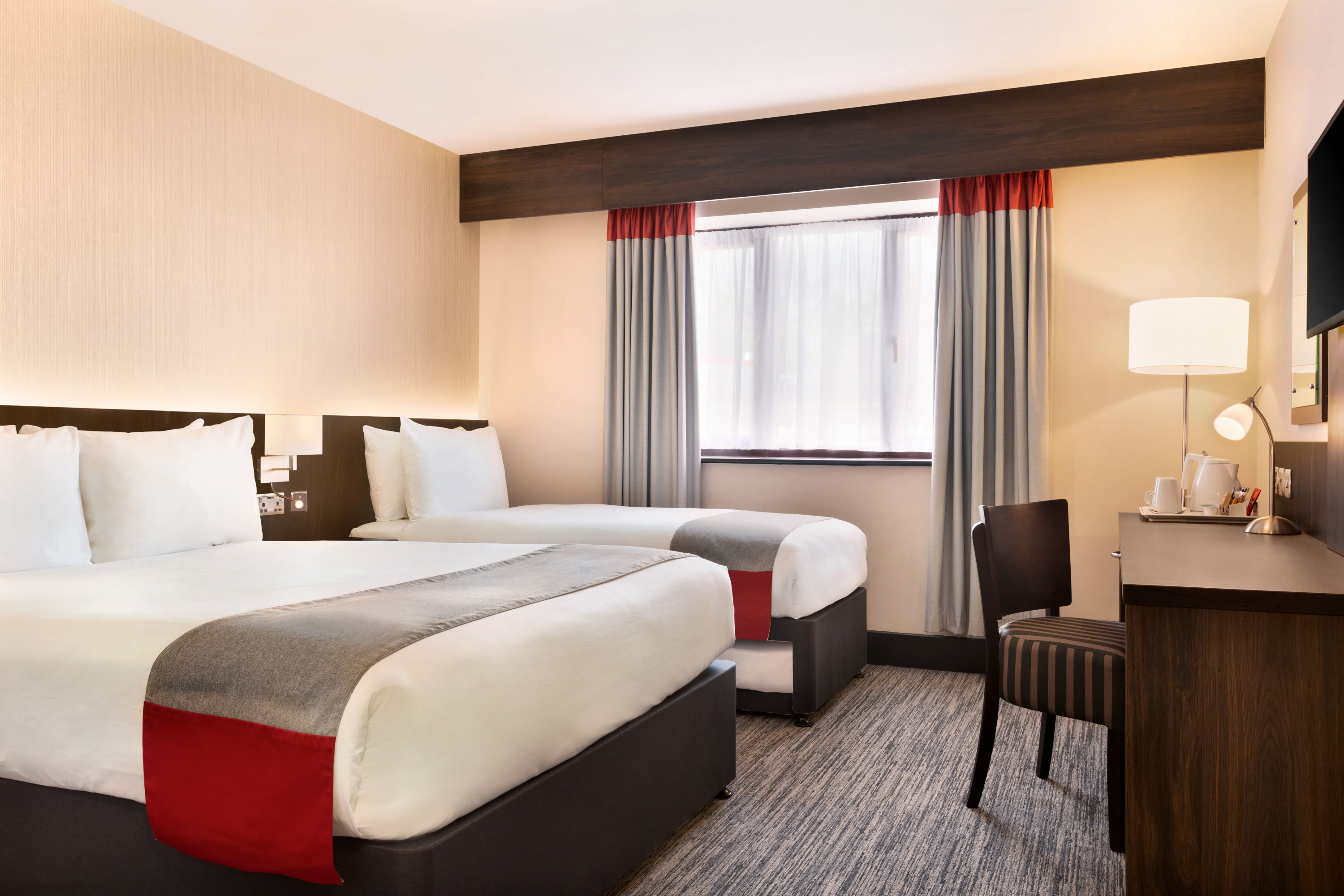 Guest room at the Ramada by Wyndham Bristol West in Bristol, Other than US/Canada