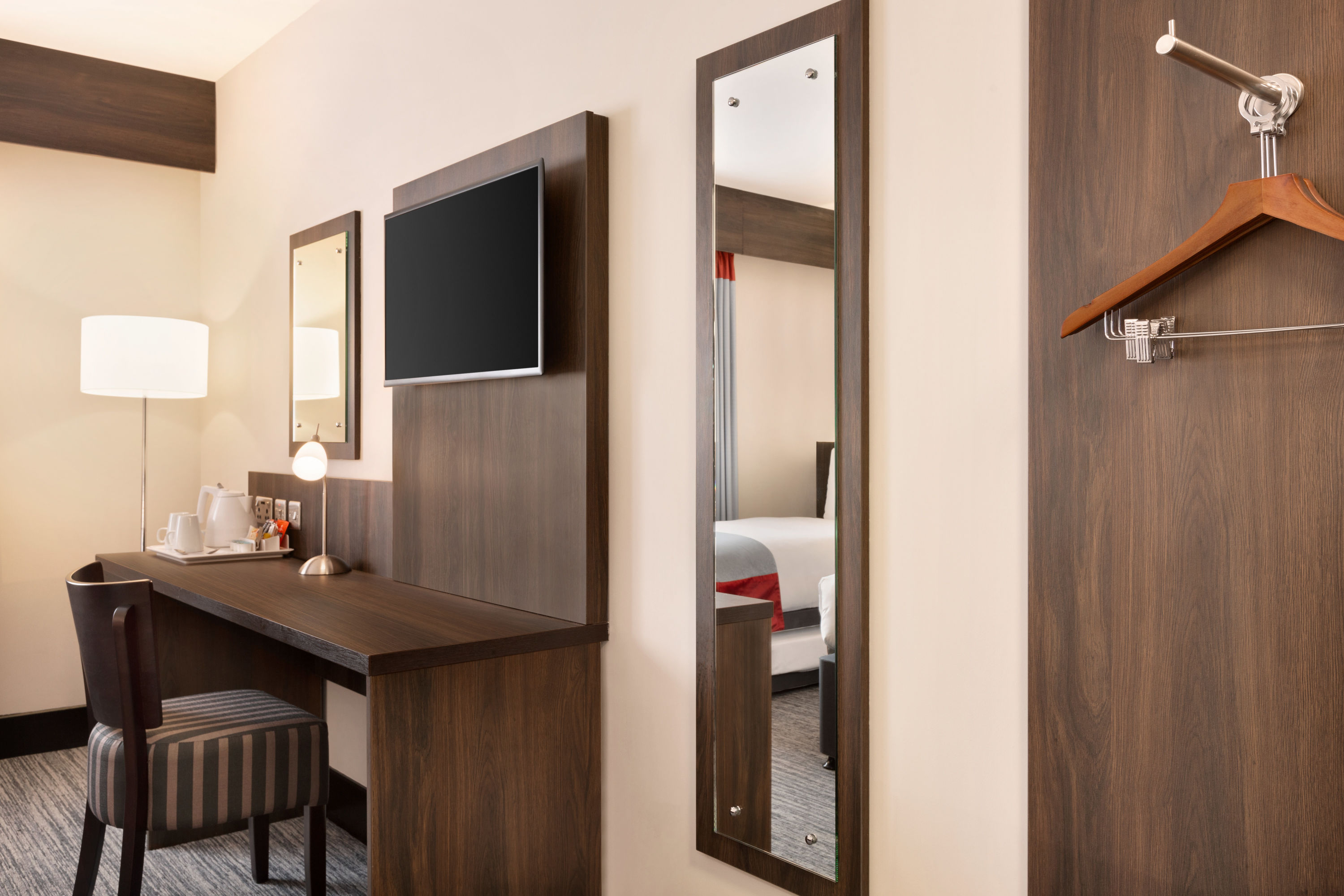 Guest room at the Ramada by Wyndham Bristol West in Bristol, Other than US/Canada
