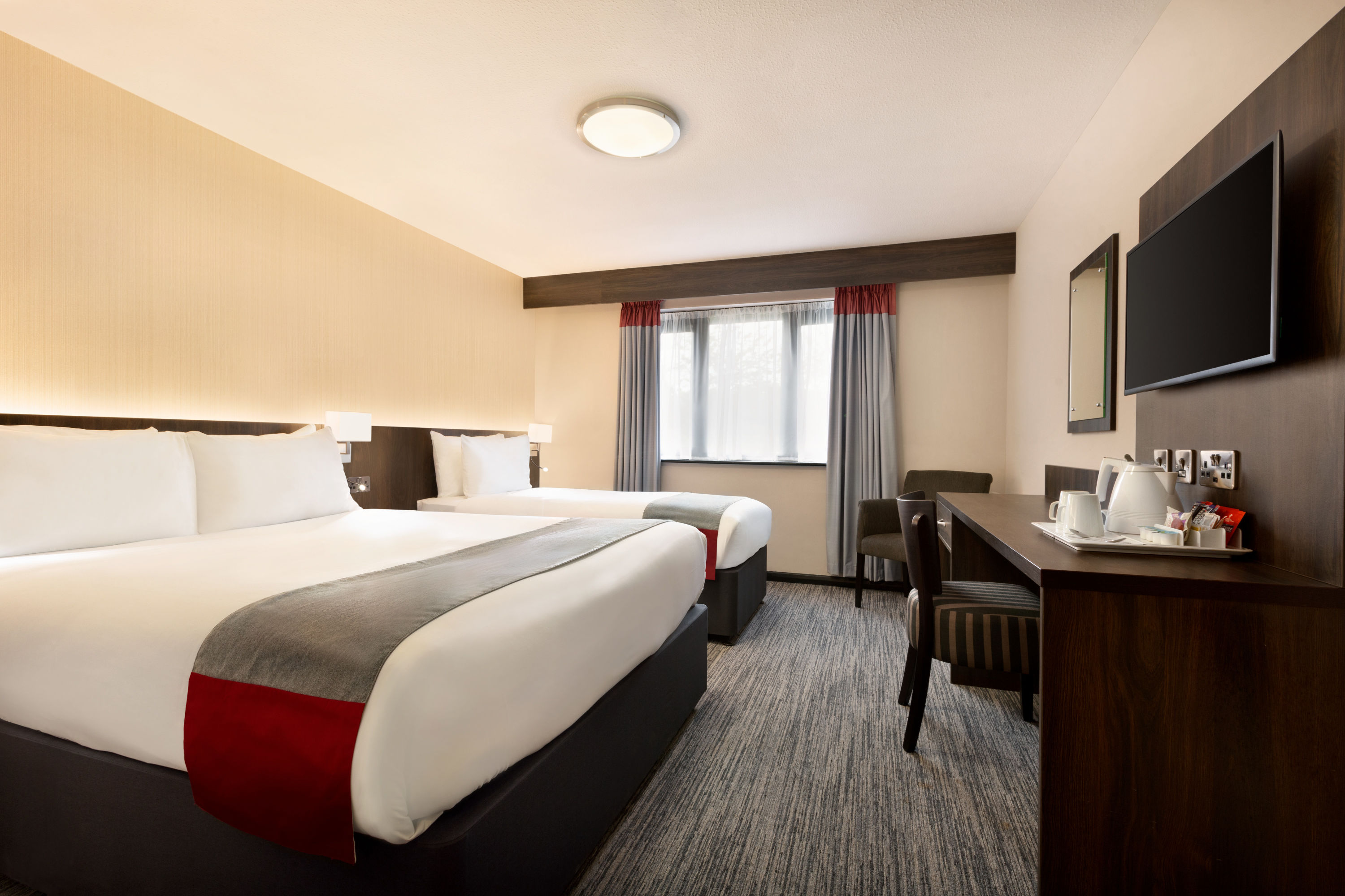 Guest room at the Ramada by Wyndham Bristol West in Bristol, Other than US/Canada