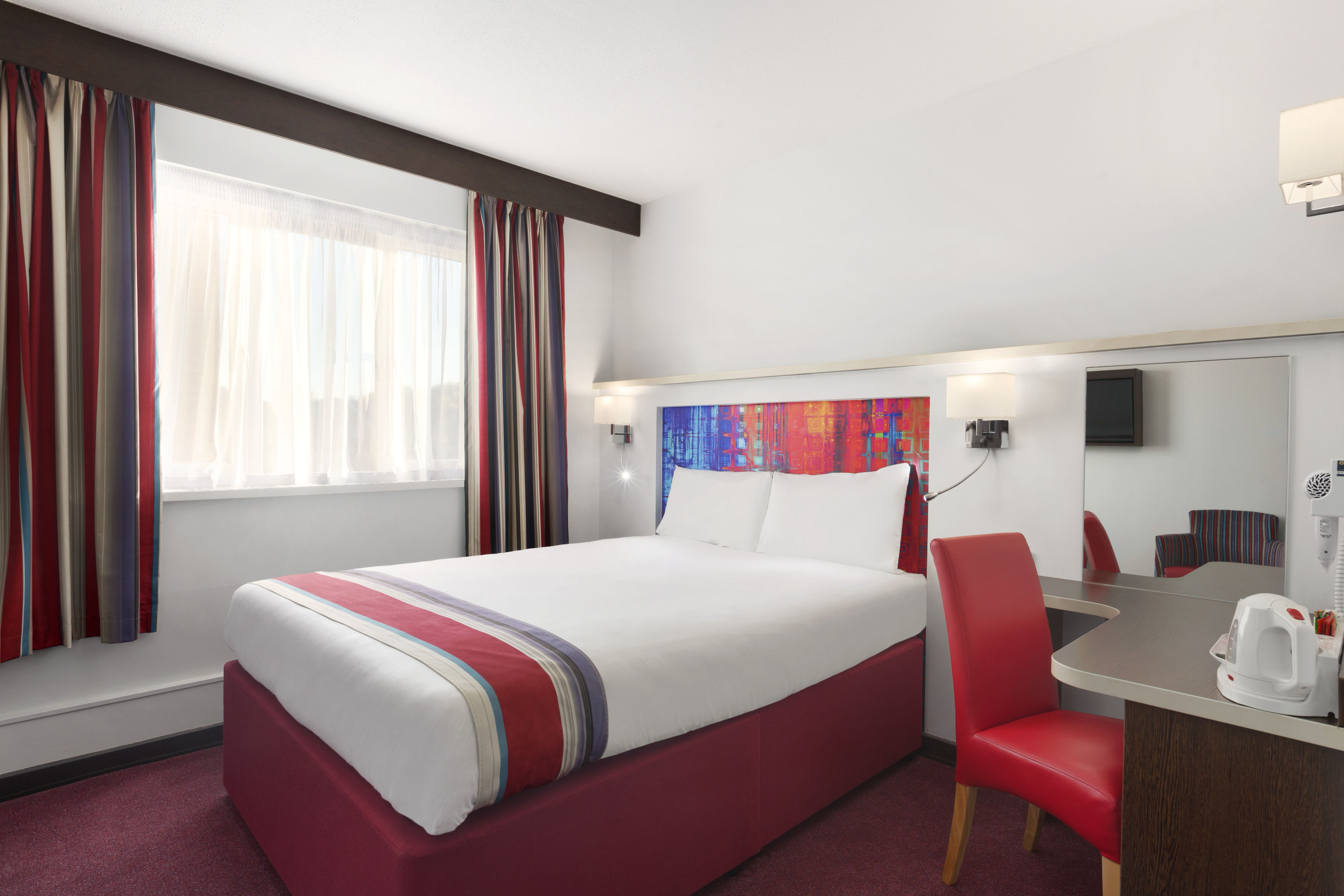 Guest room at the Ramada by Wyndham Milton Keynes in Newport Pagnell - Bucks, Other than US/Canada