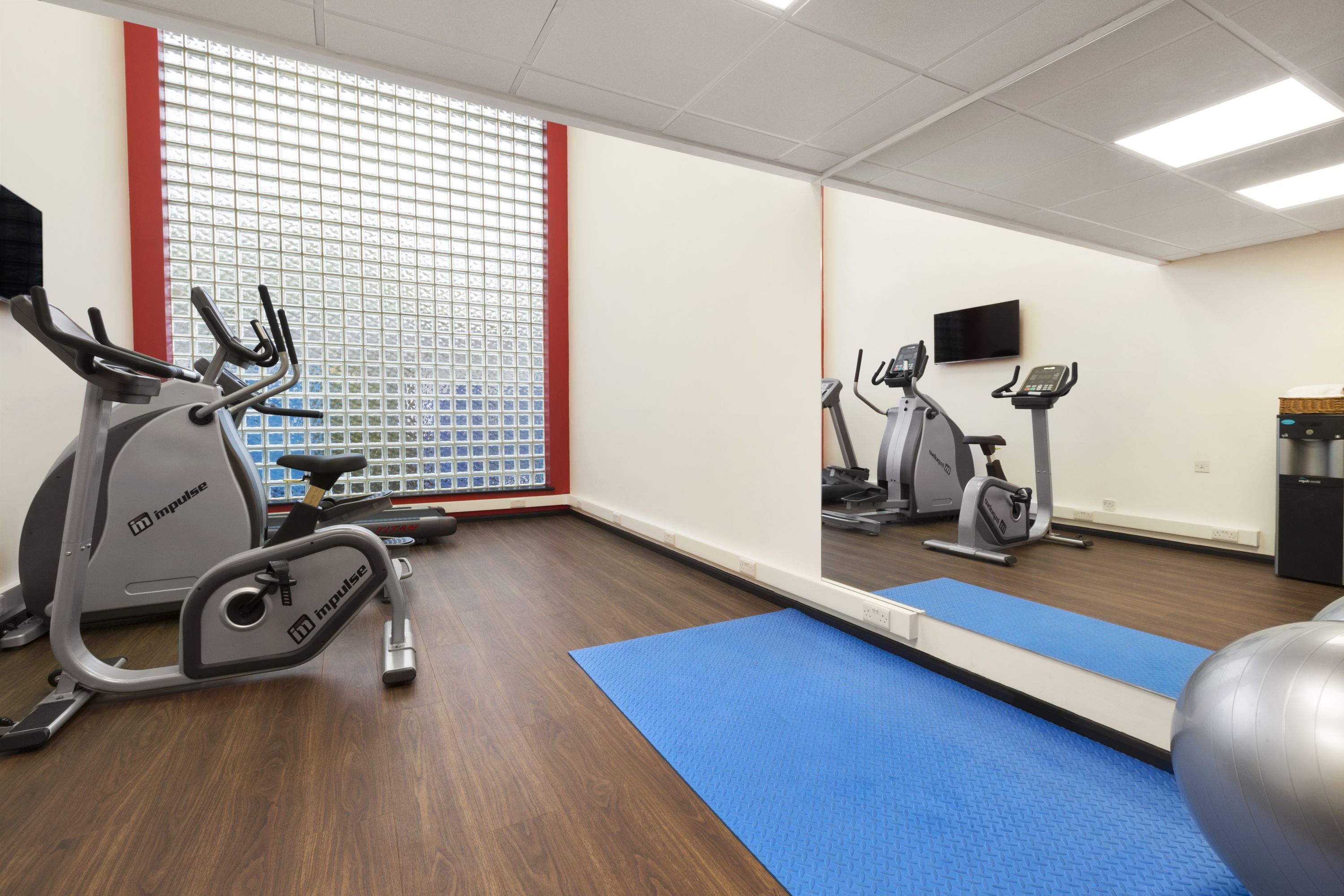 Health club at Ramada by Wyndham Oxford in Oxfordshire, Other than US/Canada