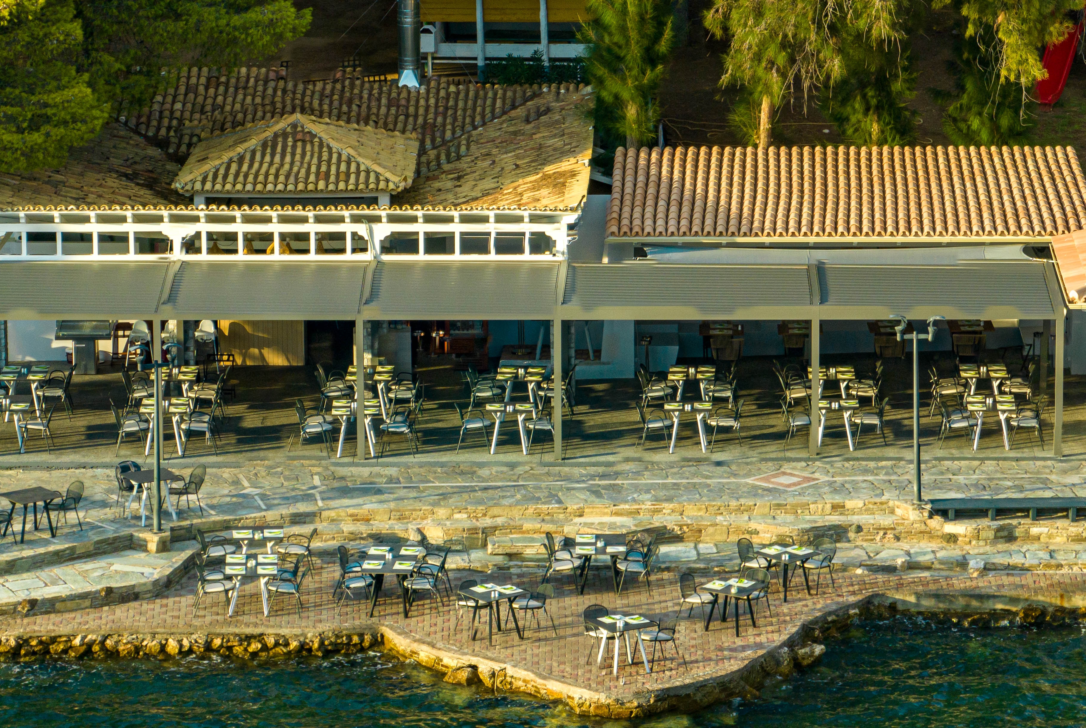 Ramada by Wyndham Loutraki Poseidon Resort restaurant in Loutraki, Other than US/Canada