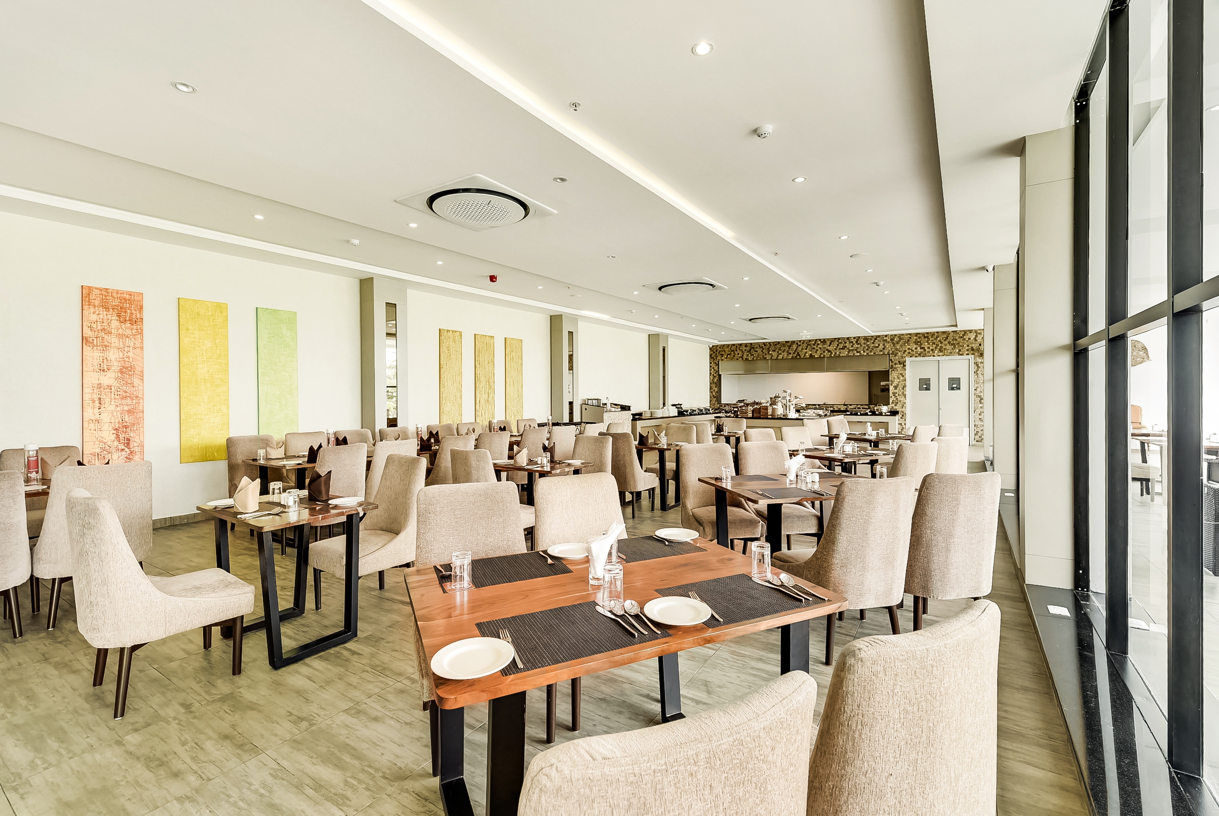 Ramada by Wyndham Bengaluru Yelahanka restaurant in Bengaluru, Other than US/Canada