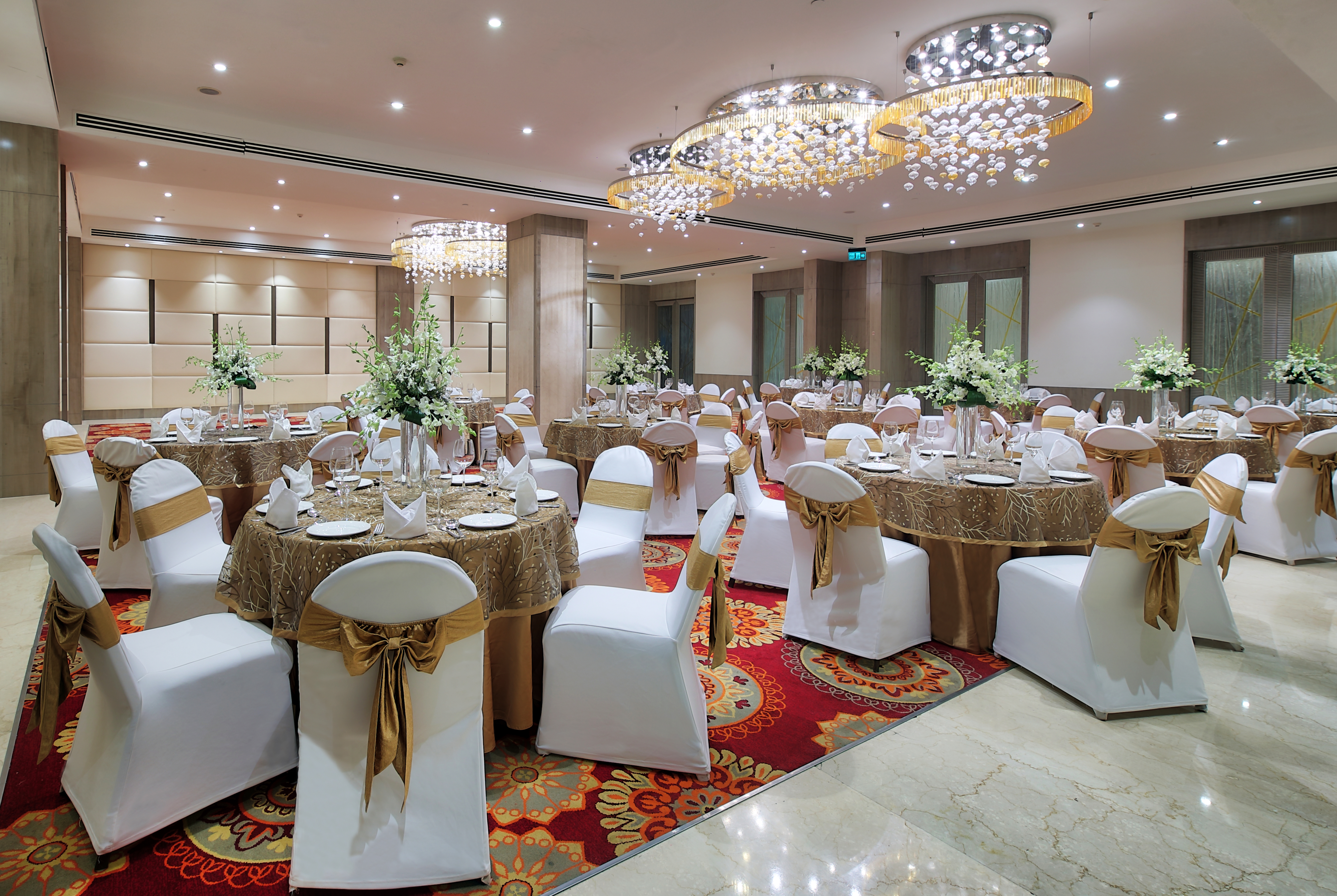 Meeting room banquet rounds at Ramada by Wyndham Gurgaon Central in Gurgaon, Other than US/Canada