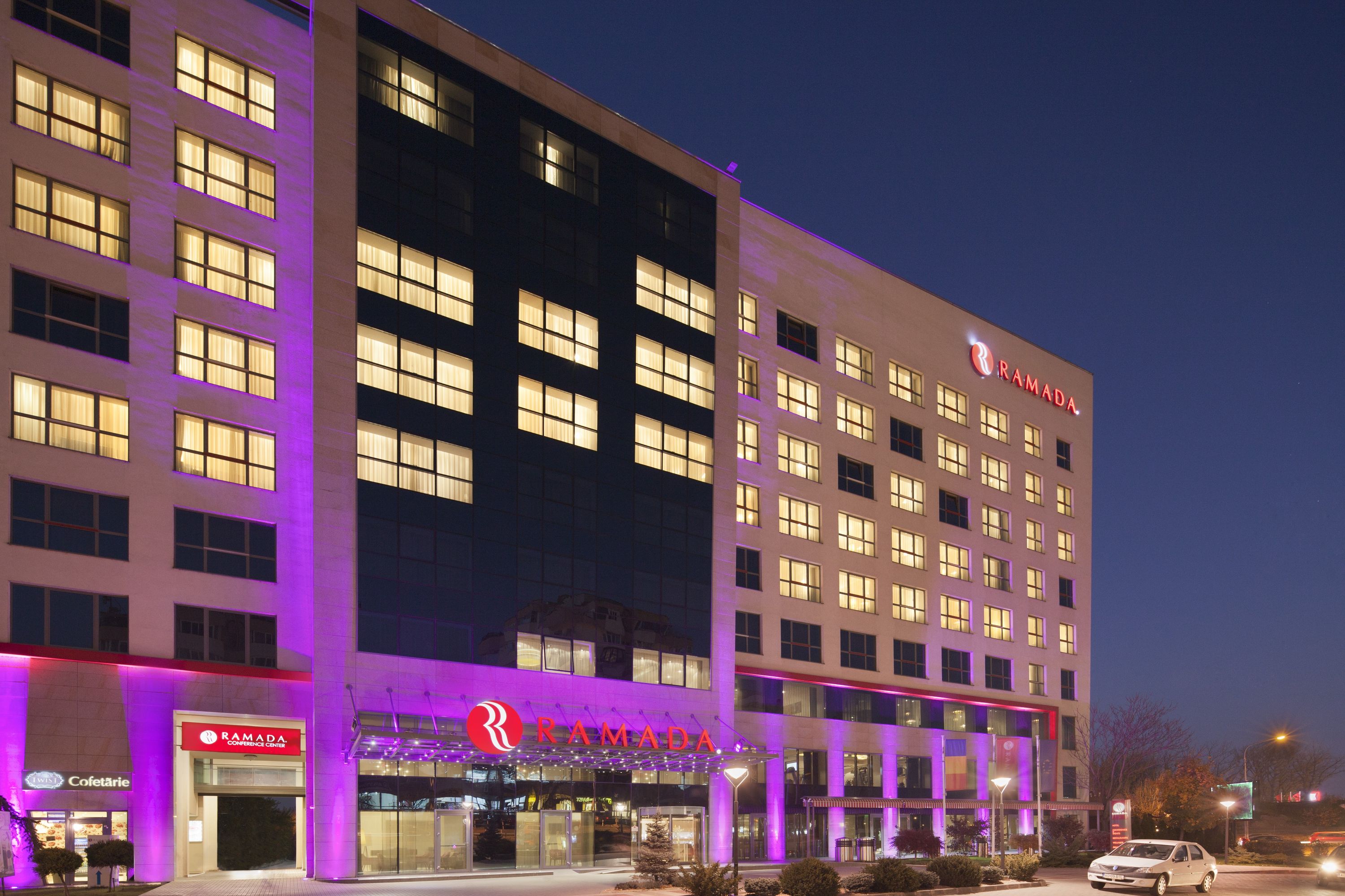 Exterior of Ramada by Wyndham Pitesti hotel in Pitesti, Other than US/Canada