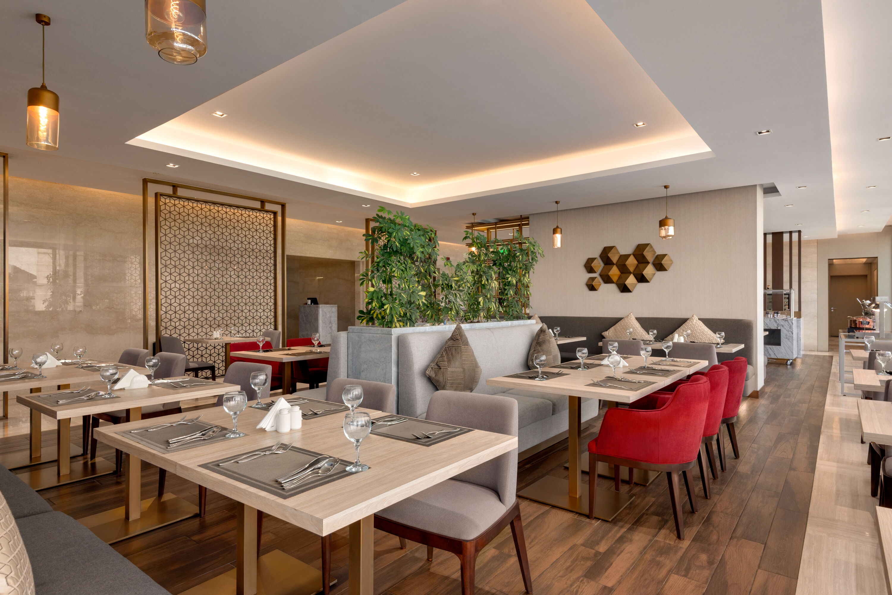 Ramada by Wyndham Riyadh King Fahd Road restaurant in Riyadh, Other than US/Canada