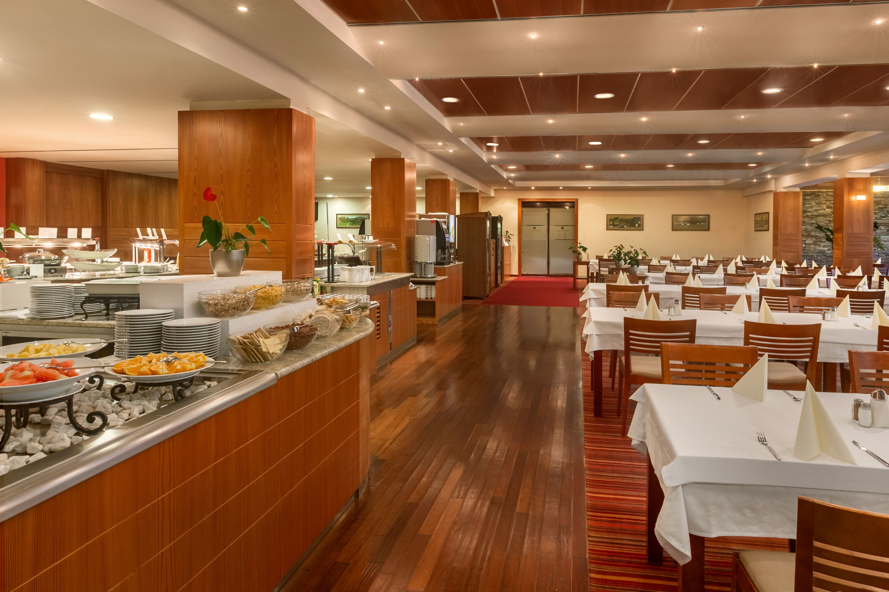 Ramada Resort by Wyndham Kranjska Gora restaurant in Kranjska Gora, Other than US/Canada
