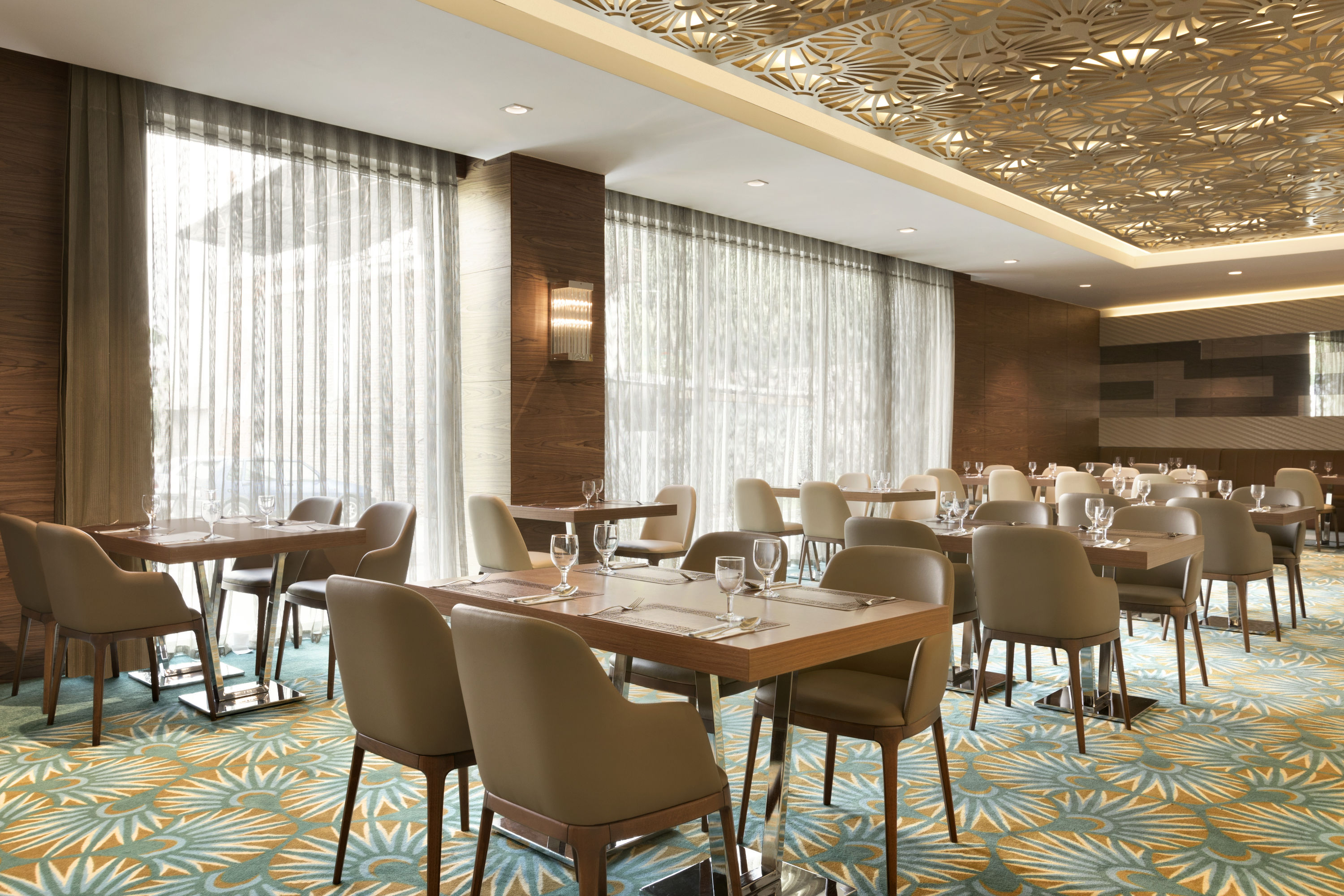 Ramada by Wyndham Gemlik restaurant in Bursa, Other than US/Canada