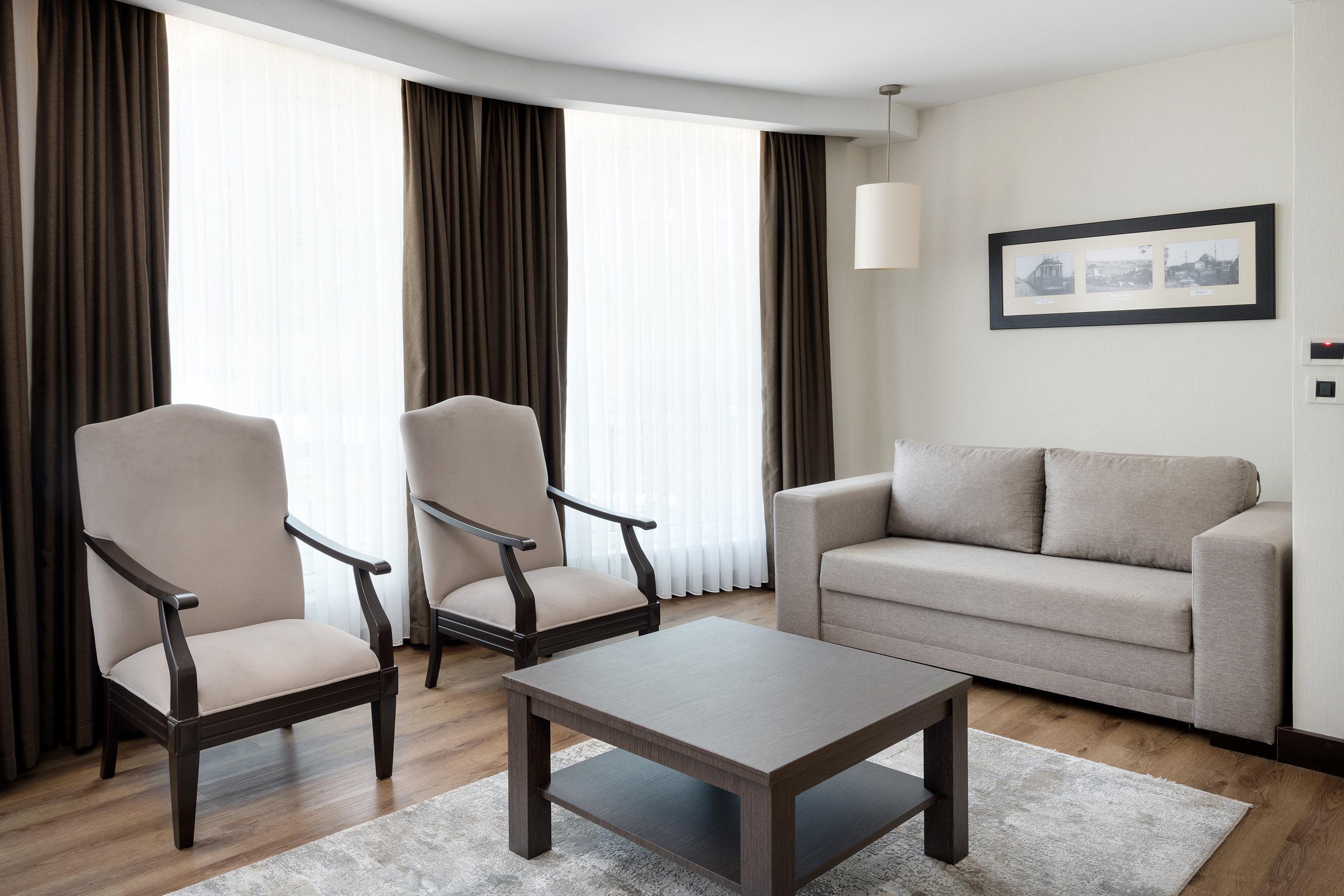 Guest room at the Ramada Plaza by Wyndham Istanbul City Center in Istanbul, Other than US/Canada