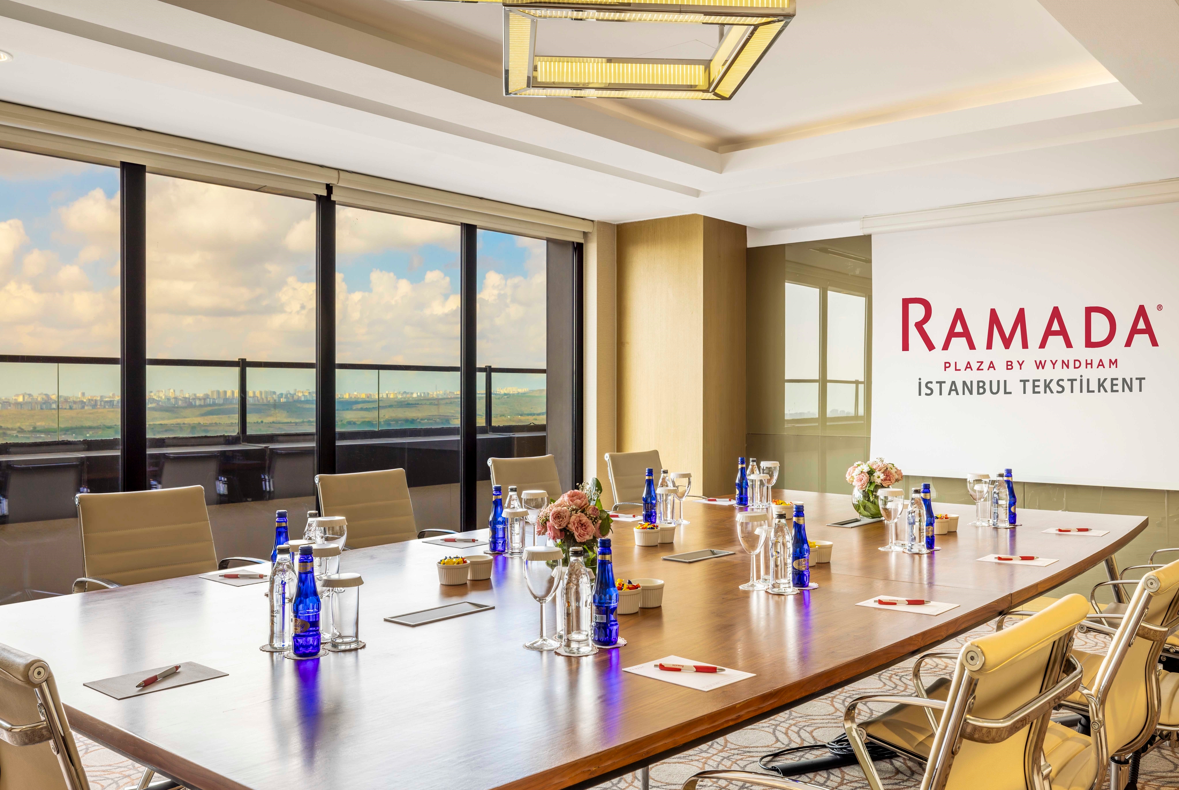Meeting room at Ramada Plaza by Wyndham Istanbul Tekstilkent in Istanbul, Other than US/Canada