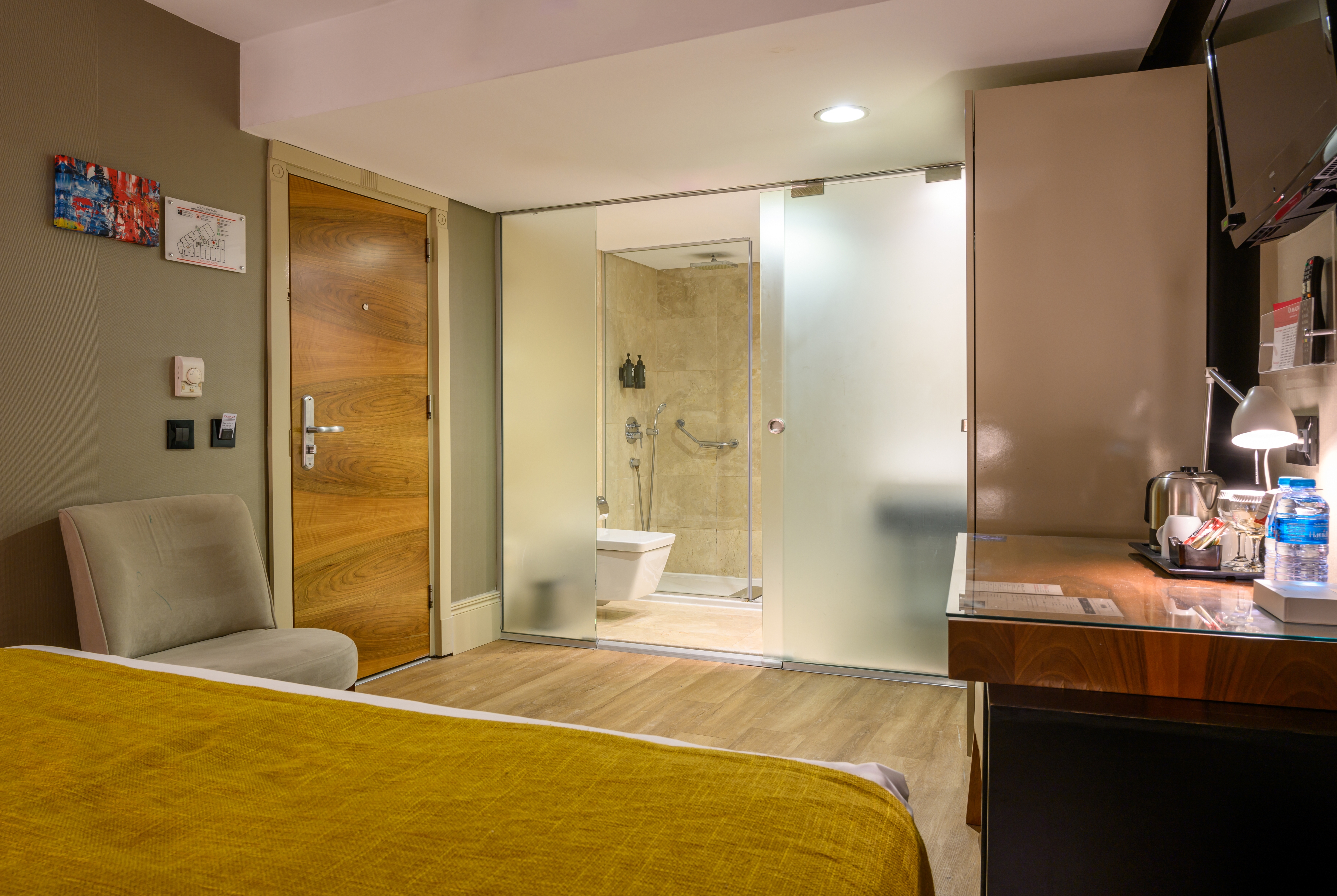 Guest room at the Ramada by Wyndham Istanbul Grand Bazaar in Istanbul, Other than US/Canada