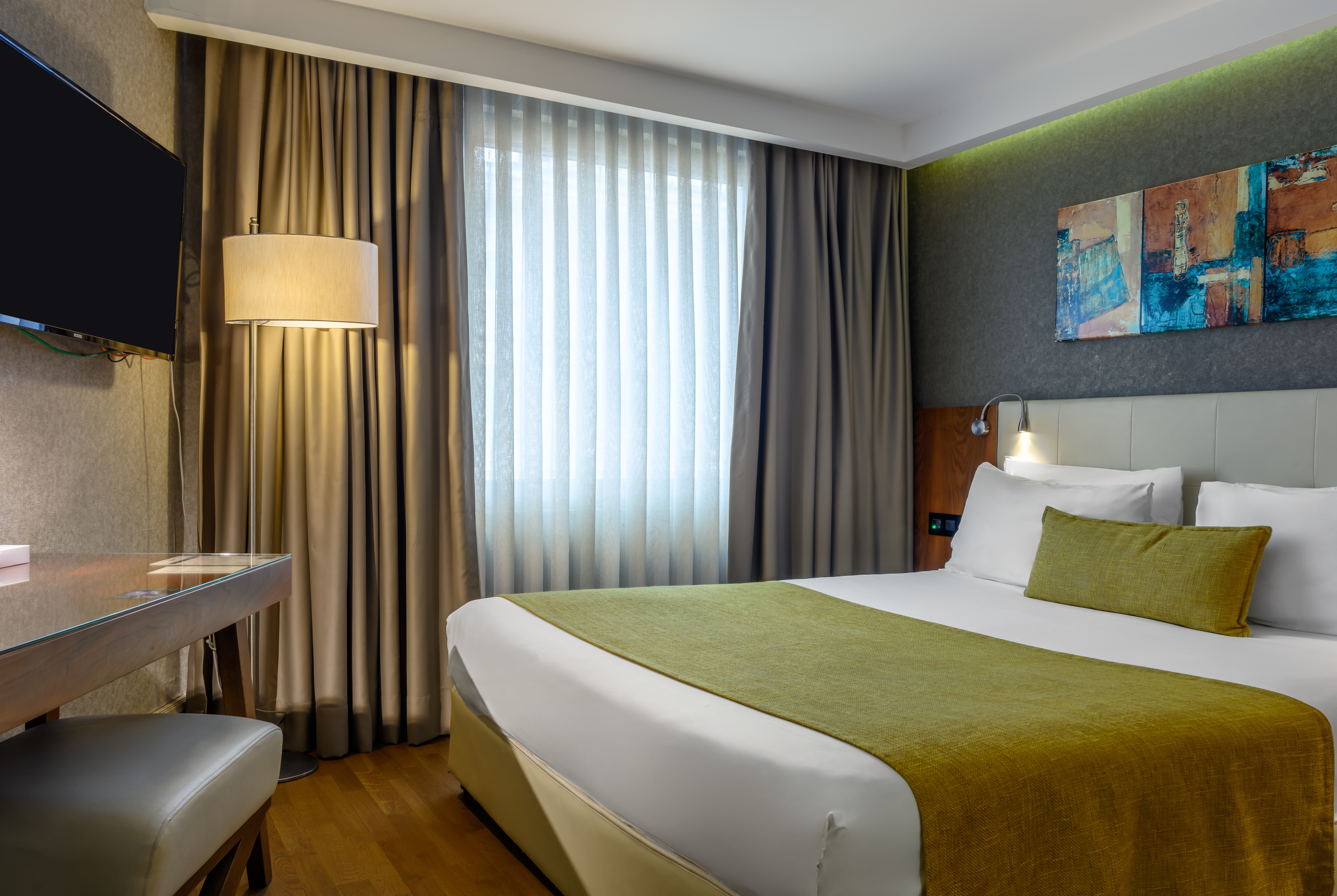 Guest room at the Ramada by Wyndham Istanbul Grand Bazaar in Istanbul, Other than US/Canada