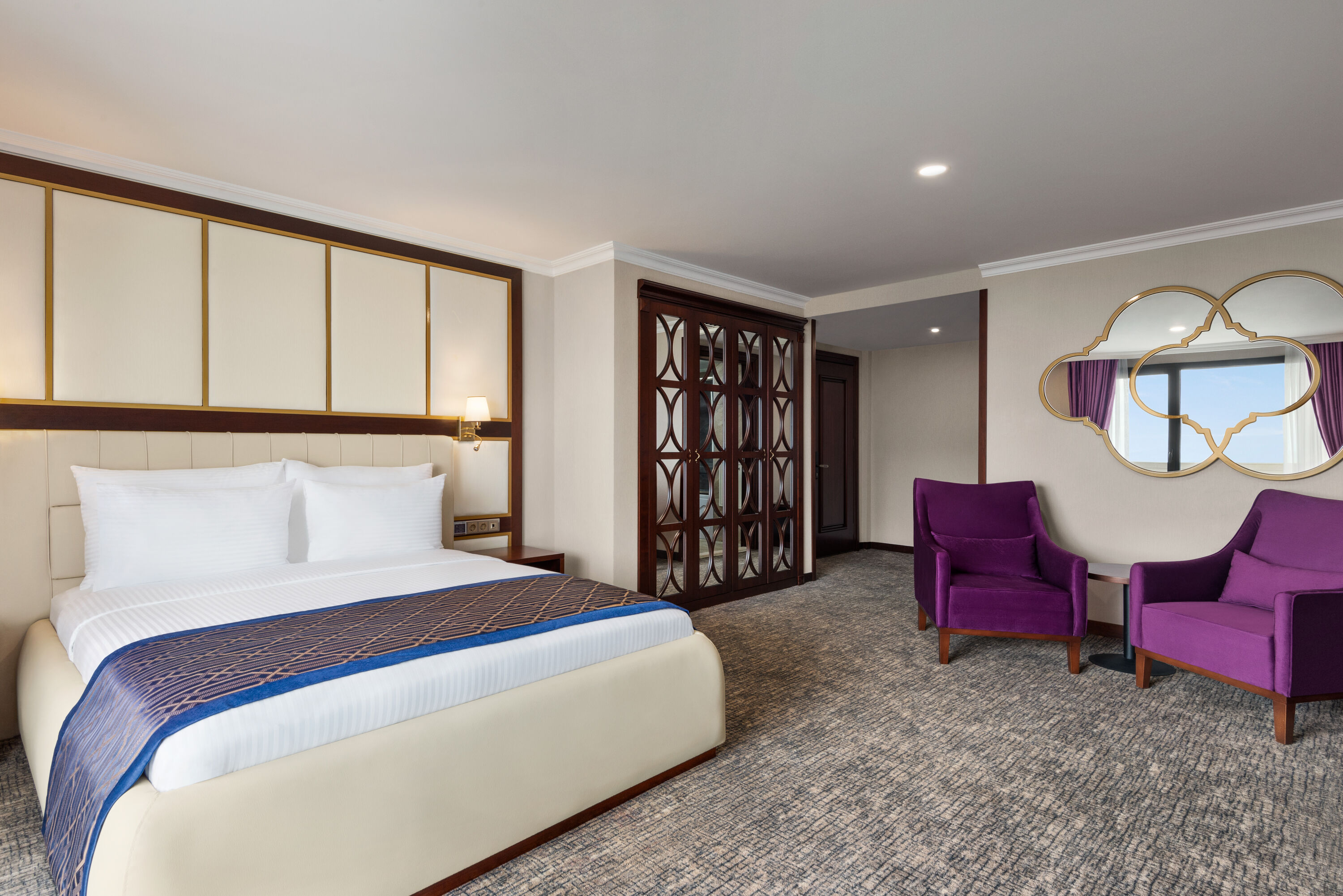 Guest room at the Ramada Plaza by Wyndham Silivri in Istanbul, Other than US/Canada