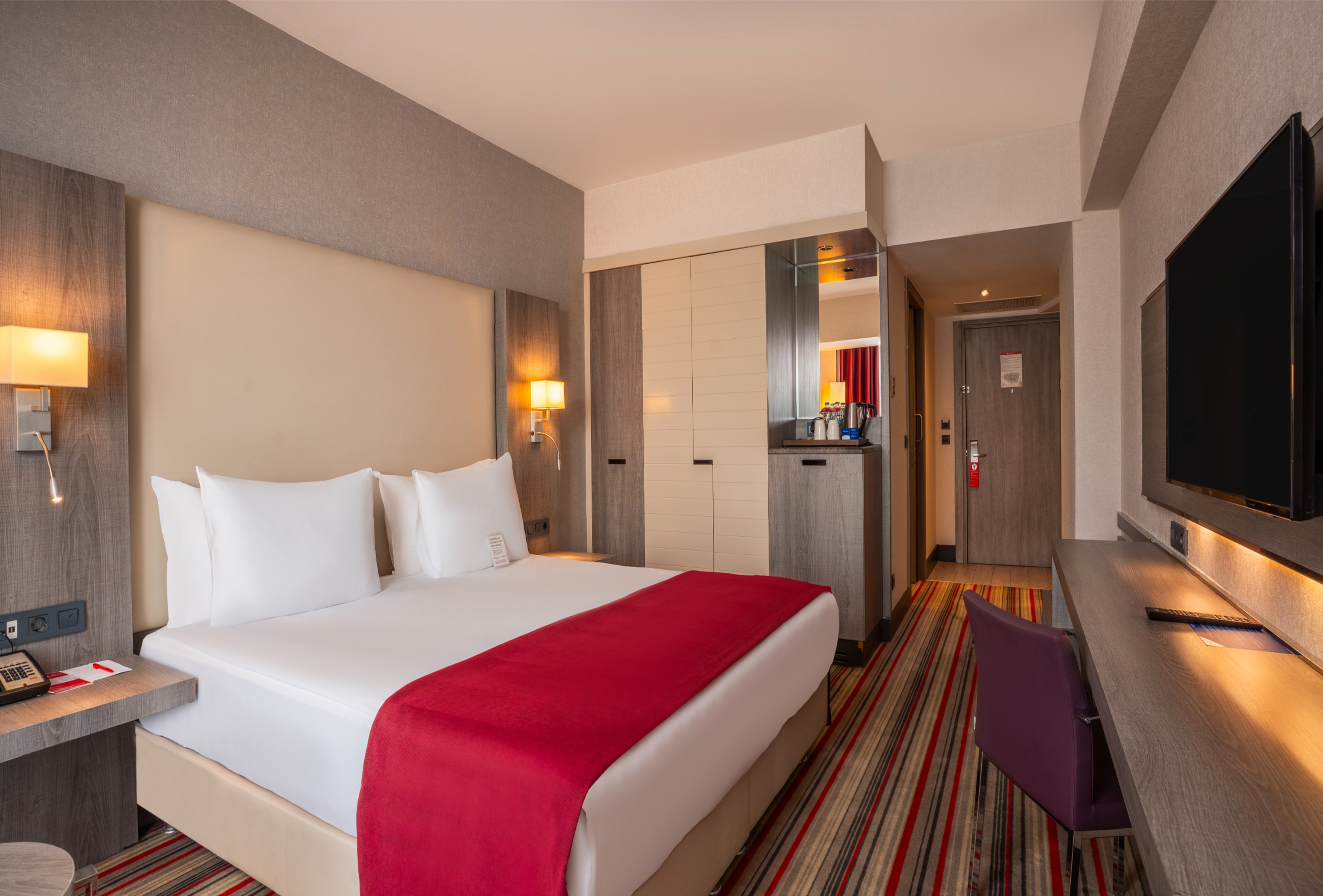 Guest room at the Ramada Plaza by Wyndham Izmir in Izmir, Other than US/Canada