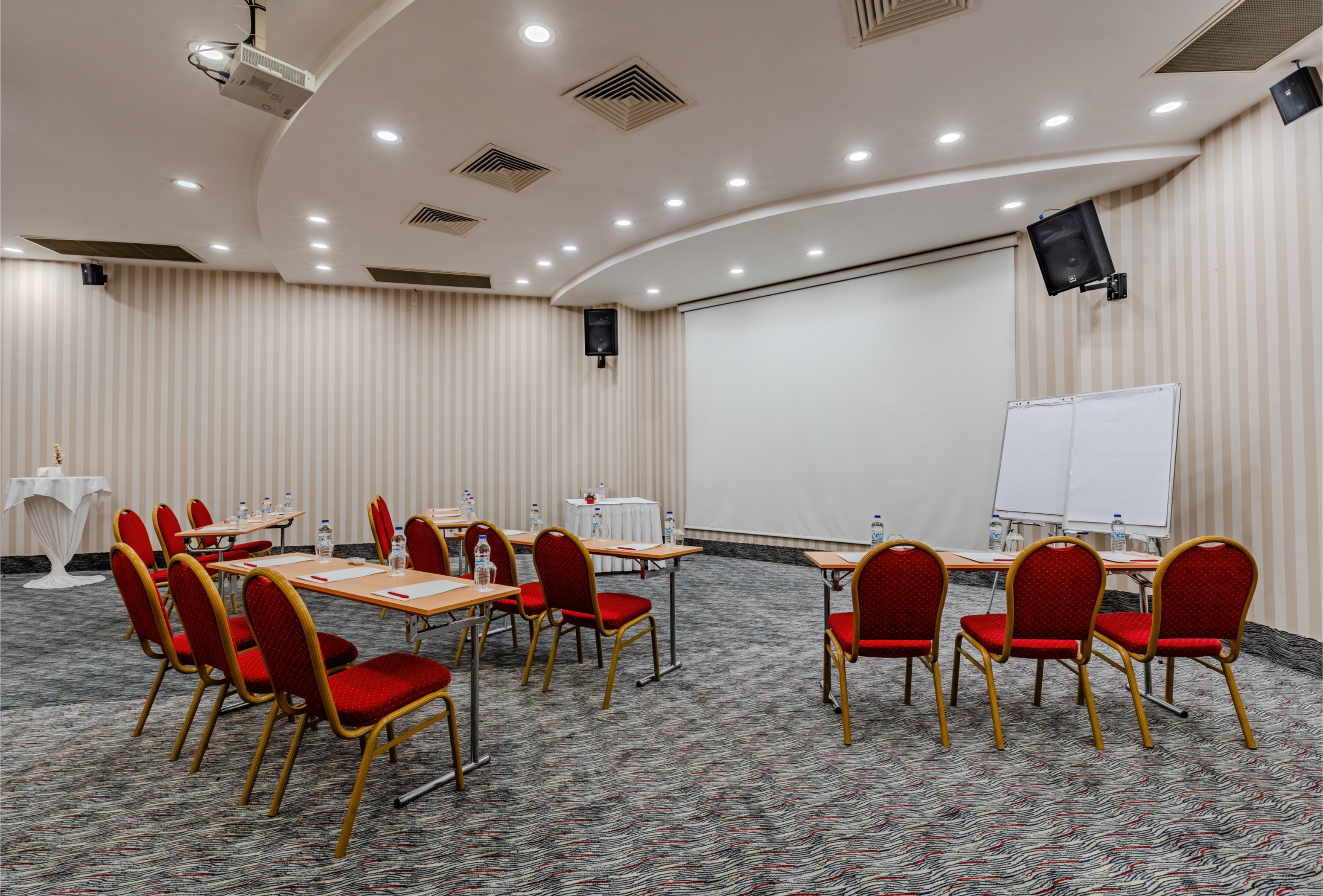 Meeting room at Ramada Plaza by Wyndham Izmir in Izmir, Other than US/Canada