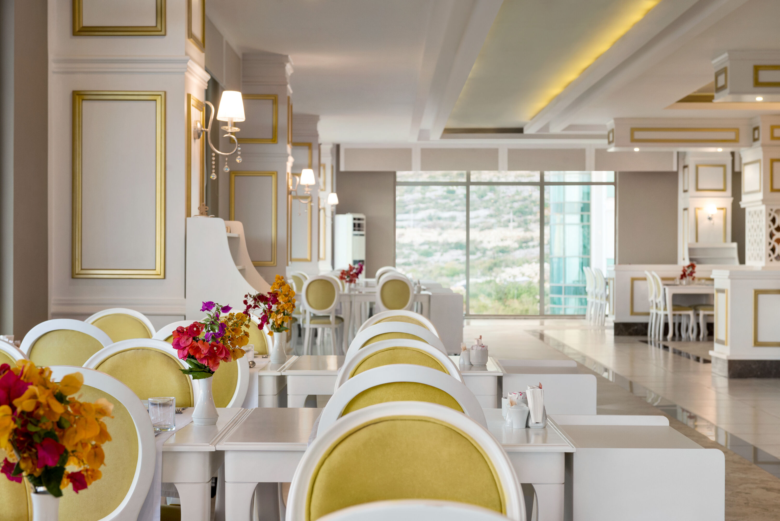 Ramada Resort By Wyndham Kizkalesi restaurant in Mersin, Other than US/Canada