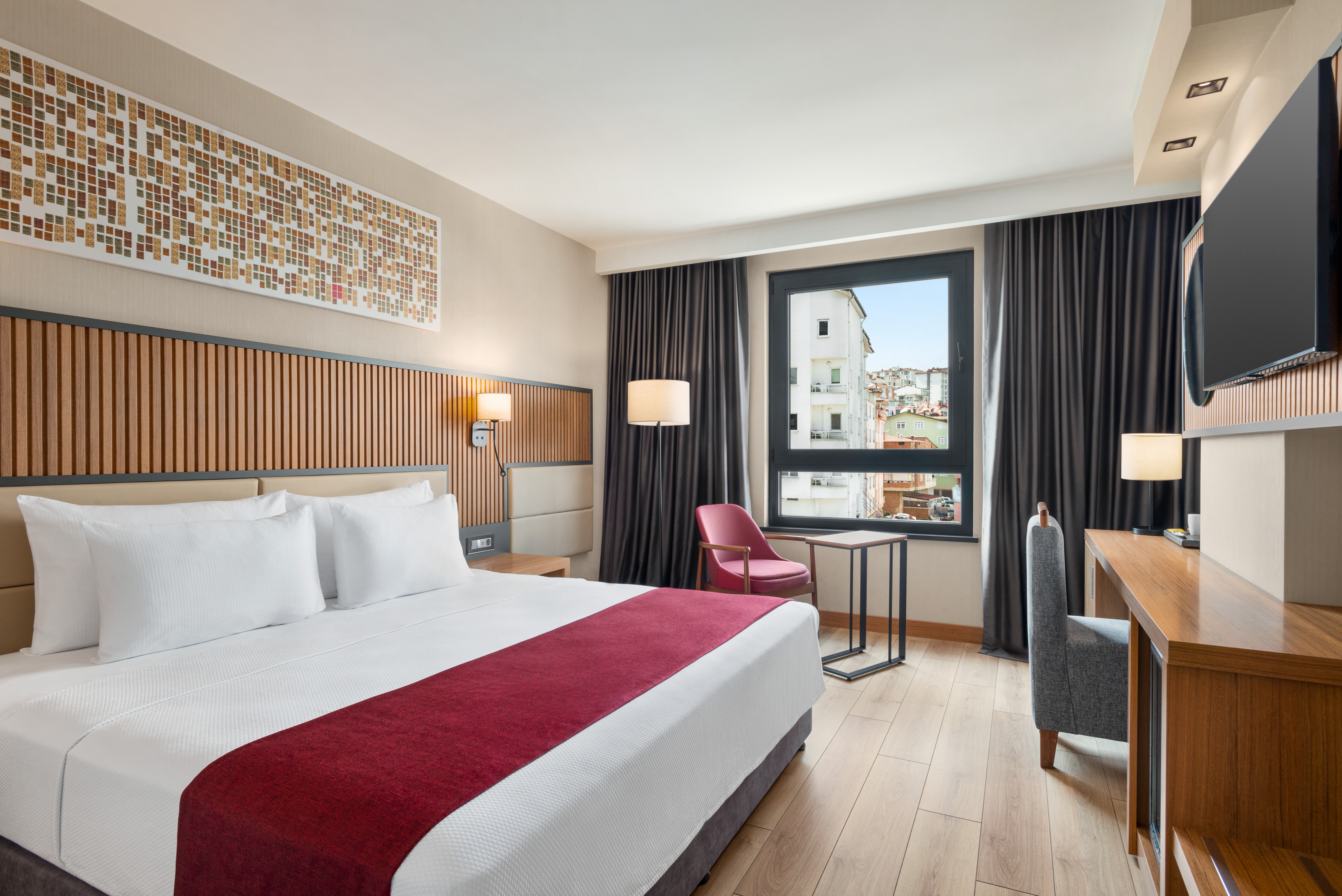 Guest room at the Ramada Plaza by Wyndham Ordu in Ordu, Other than US/Canada