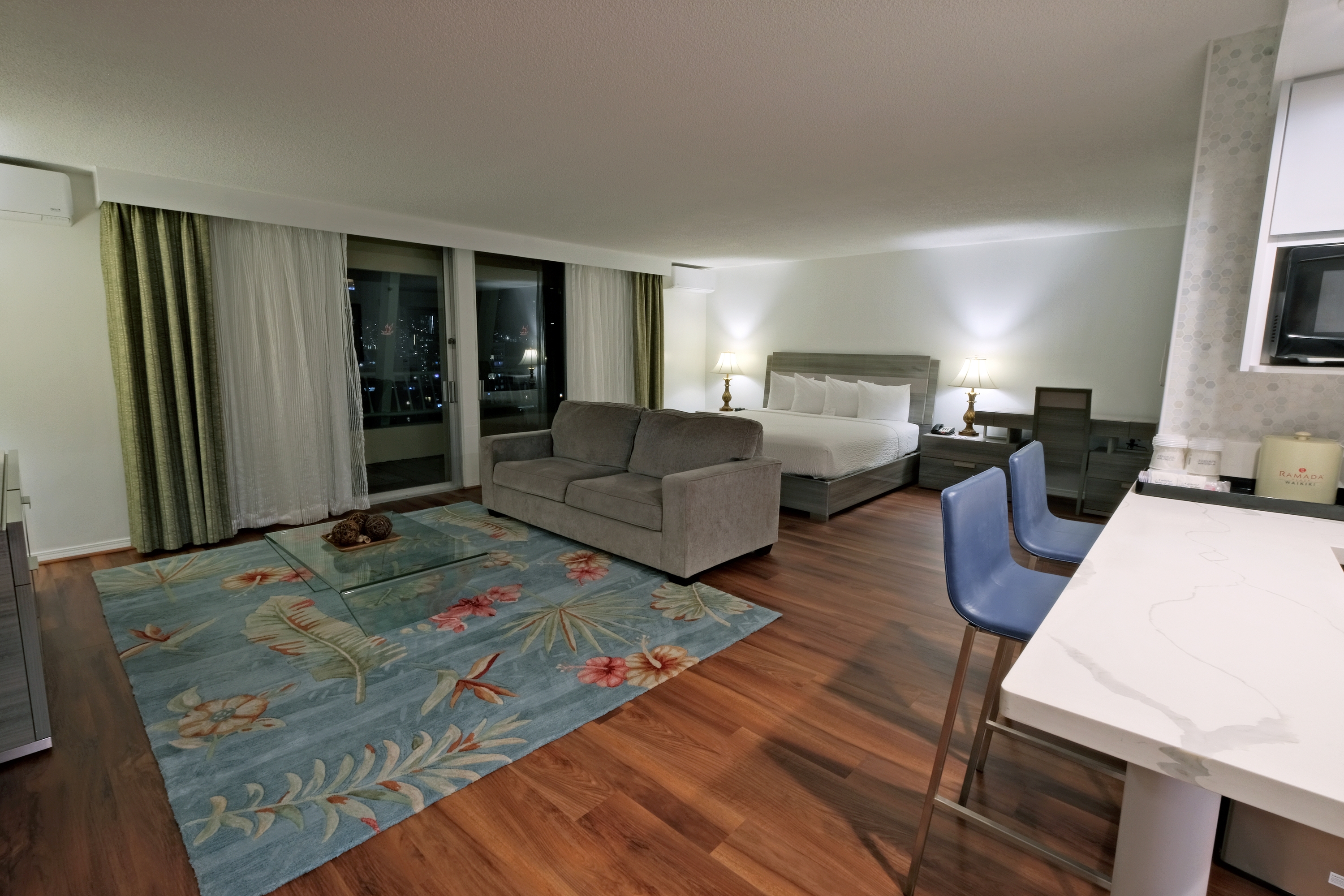 Guest room at the Ramada Plaza by Wyndham Waikiki in Honolulu, Hawaii