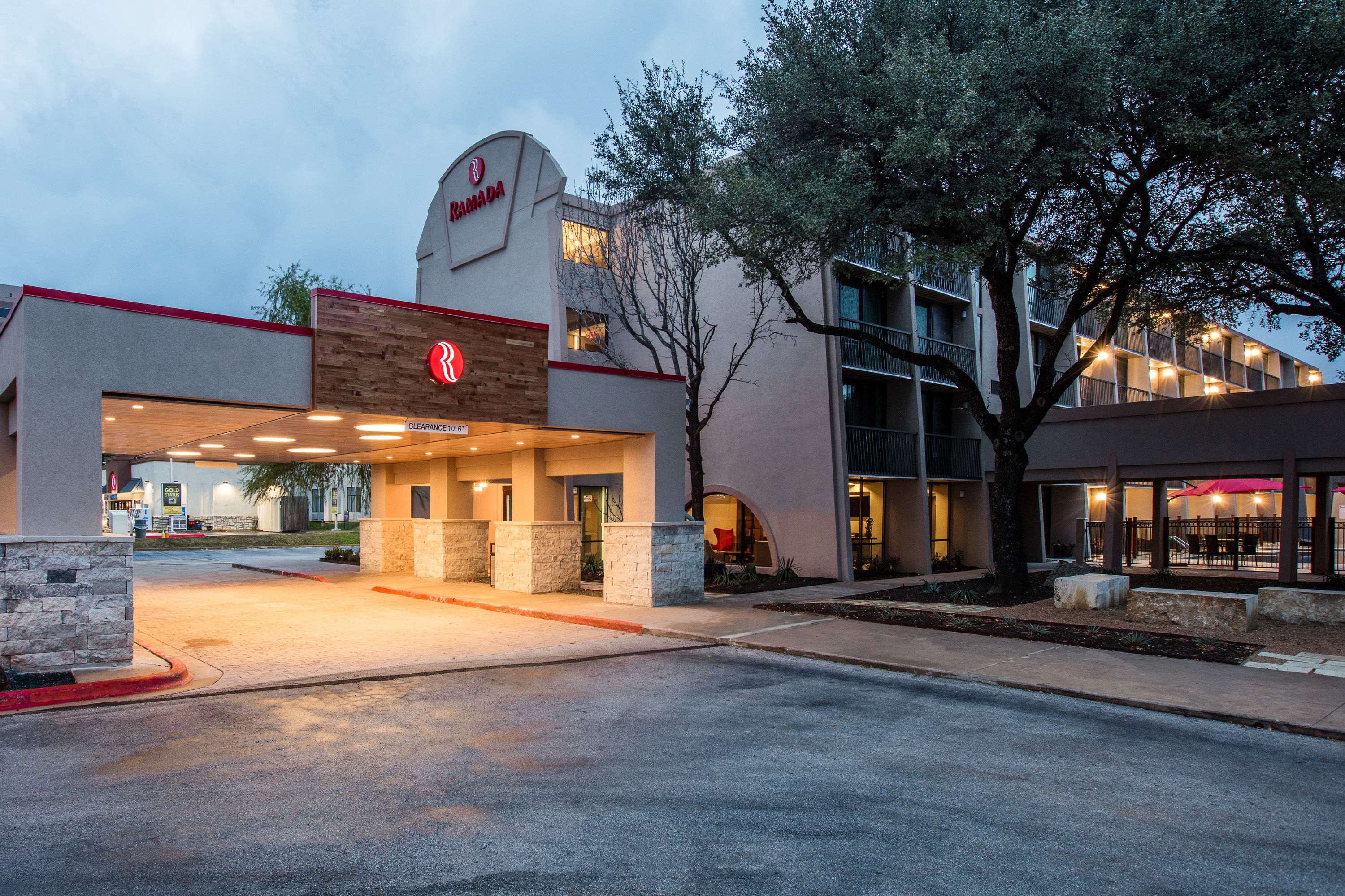 Exterior Dusk Image of Ramada by Wyndham Austin South hotel in Austin, Texas