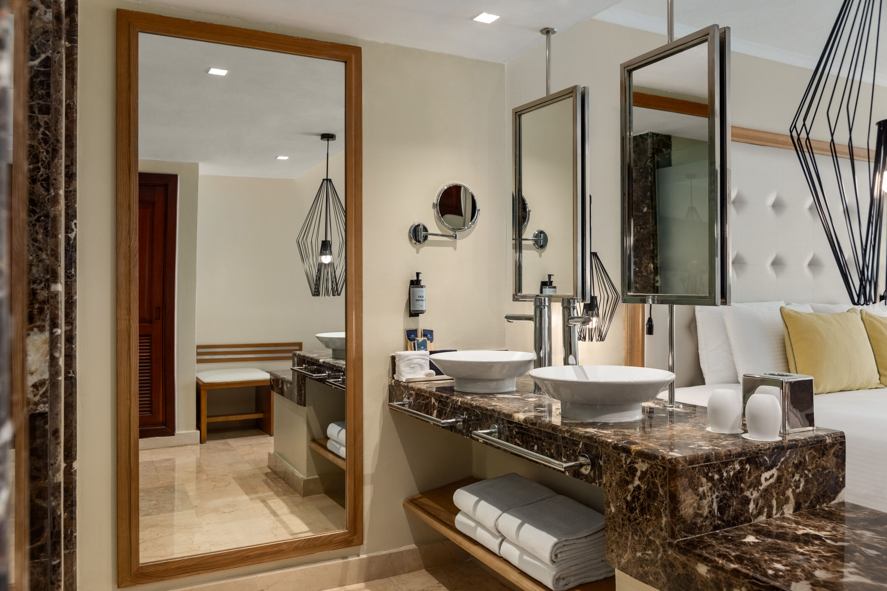 Guest room bath at the Grand Palladium Palace, All Inclusive Resort, Spa & Casino in Punta Cana, Other than US/Canada